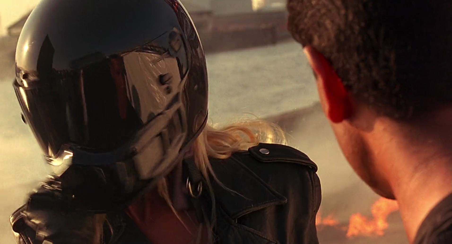 Barb Wire (1996) HD screenshot 10001