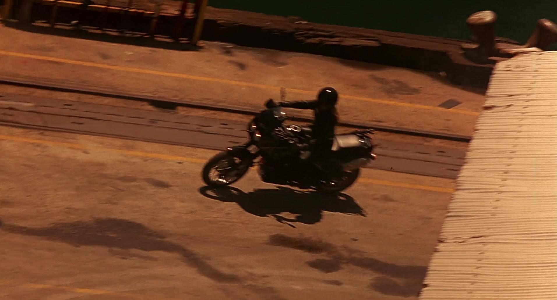 Barb Wire (1996) HD screenshot 10016