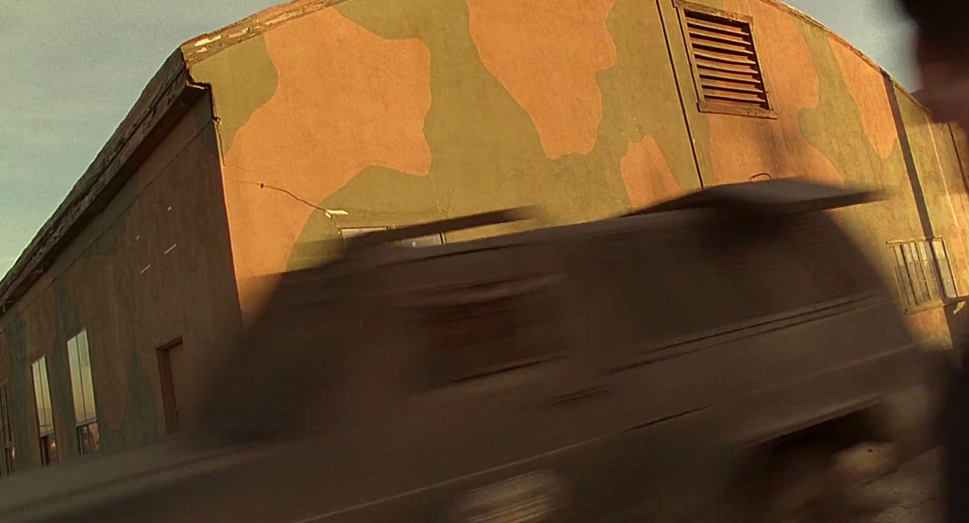 Barb Wire (1996) HD screenshot 10031