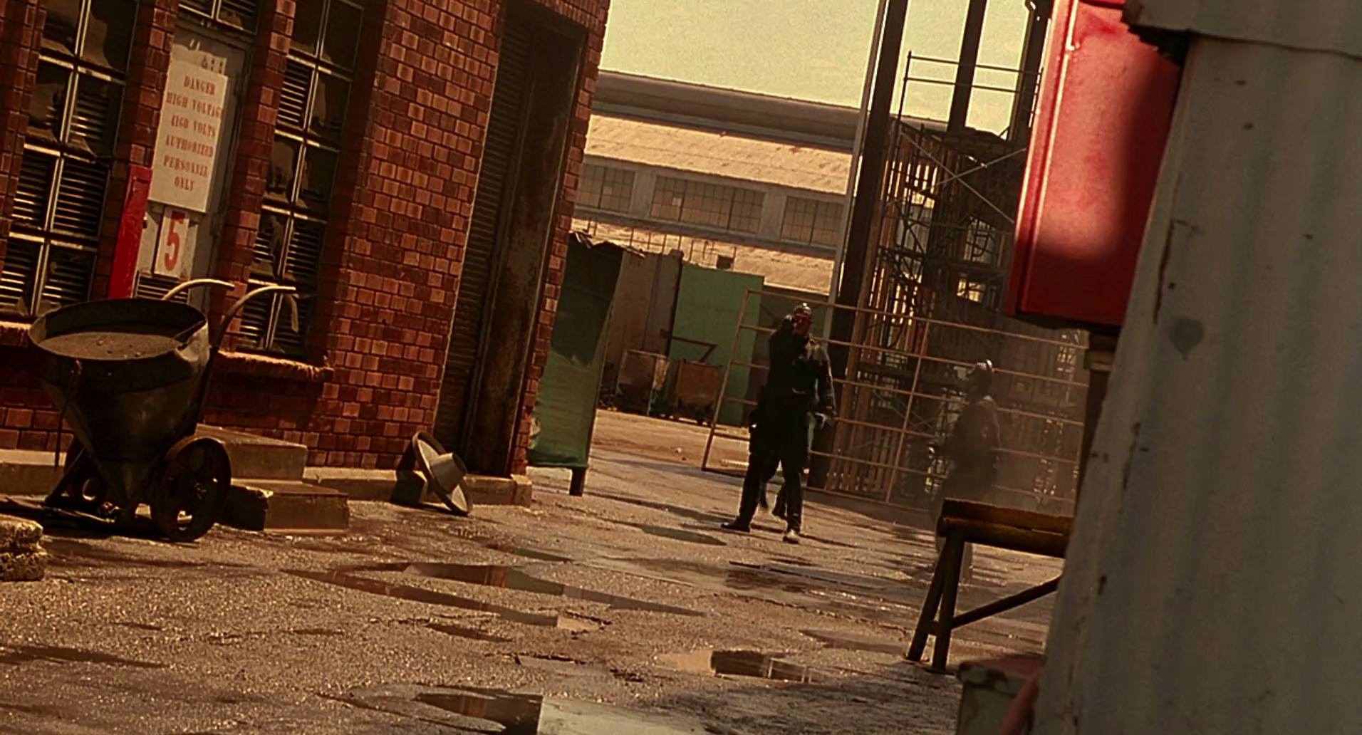 Barb Wire (1996) movie still 10069