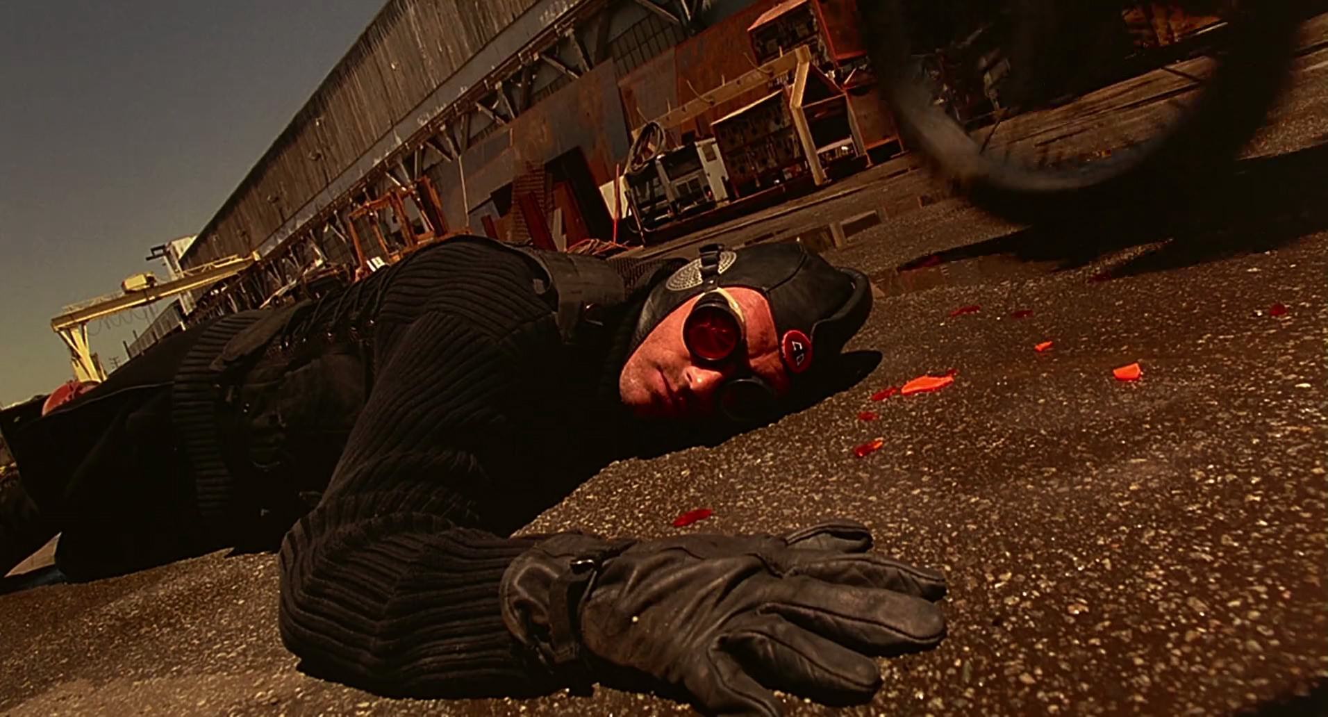 Barb Wire (1996) HD screenshot 10076