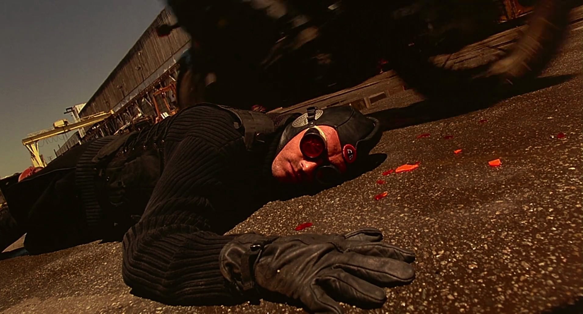 Barb Wire (1996) screencap 10077