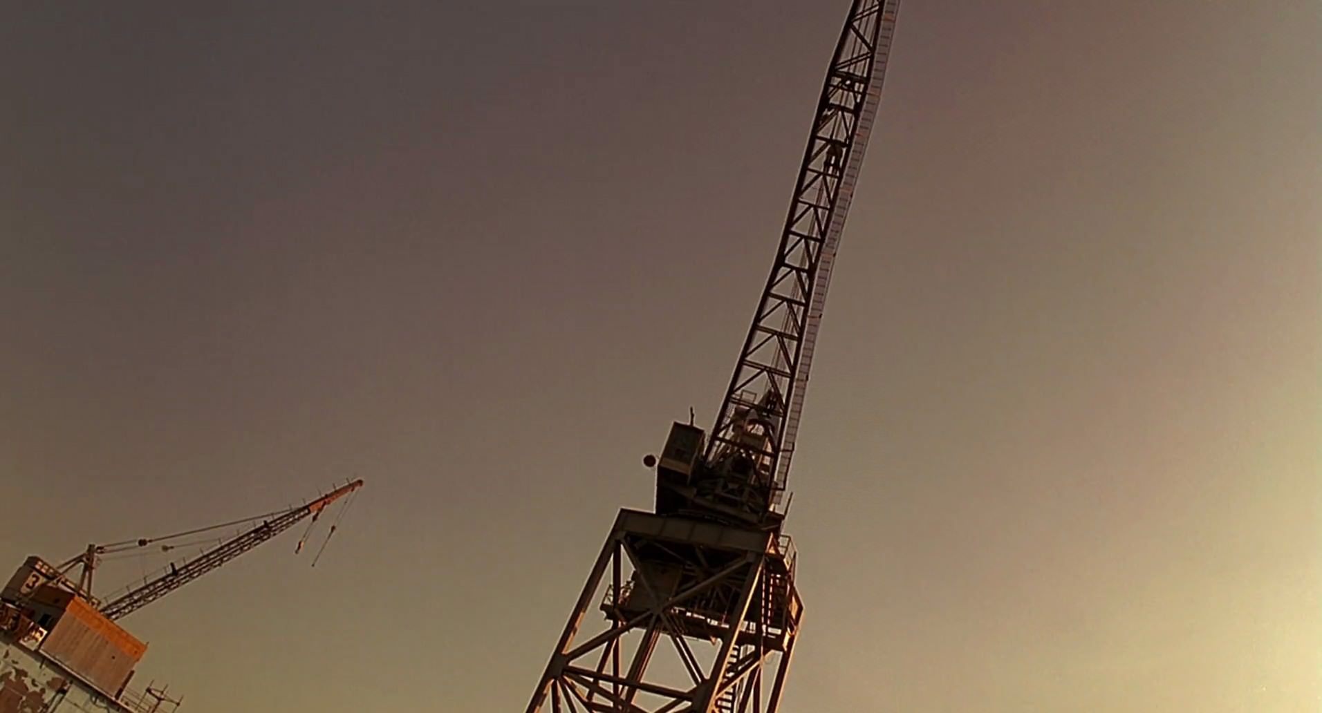 Barb Wire (1996) screencap 10080