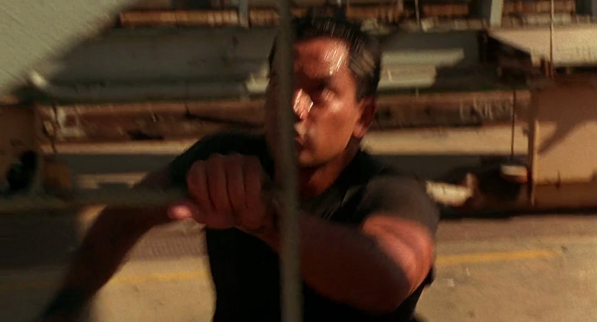 Barb Wire (1996) screencap 10098