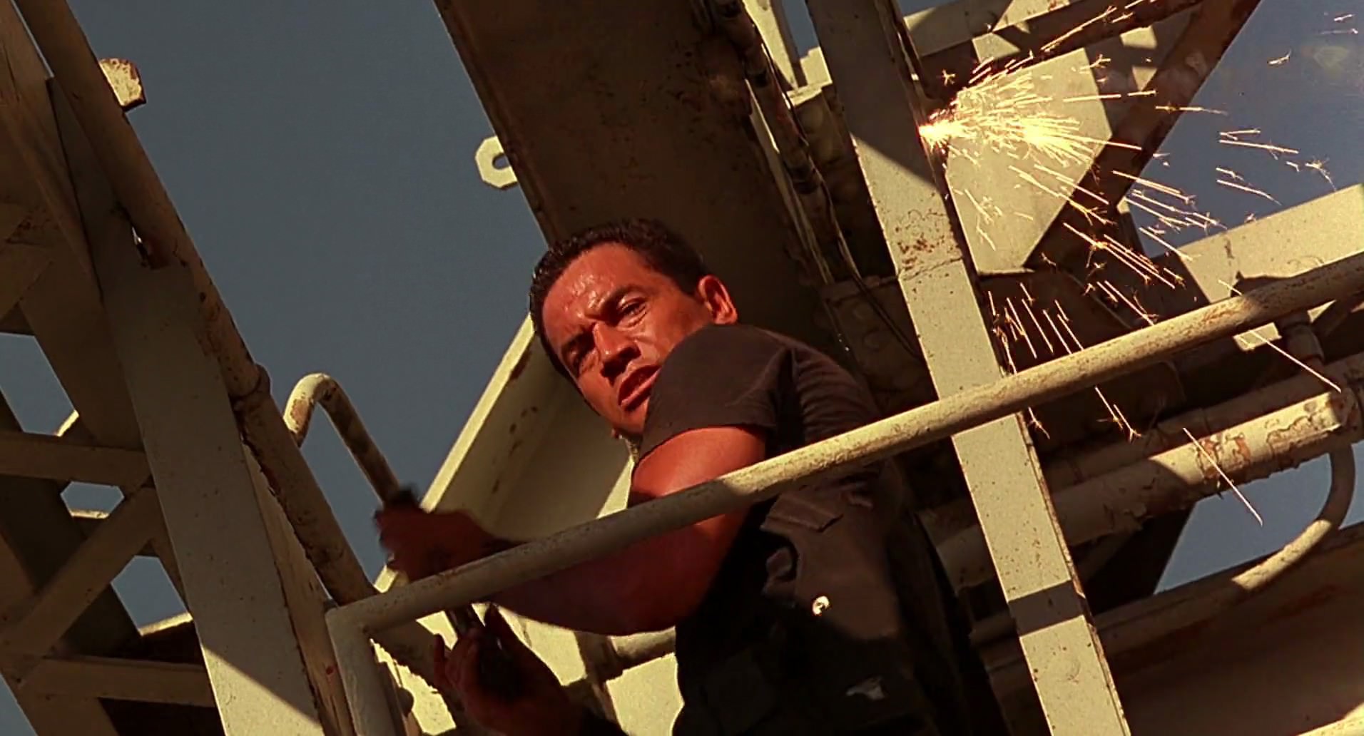 Barb Wire (1996) movie still 10111