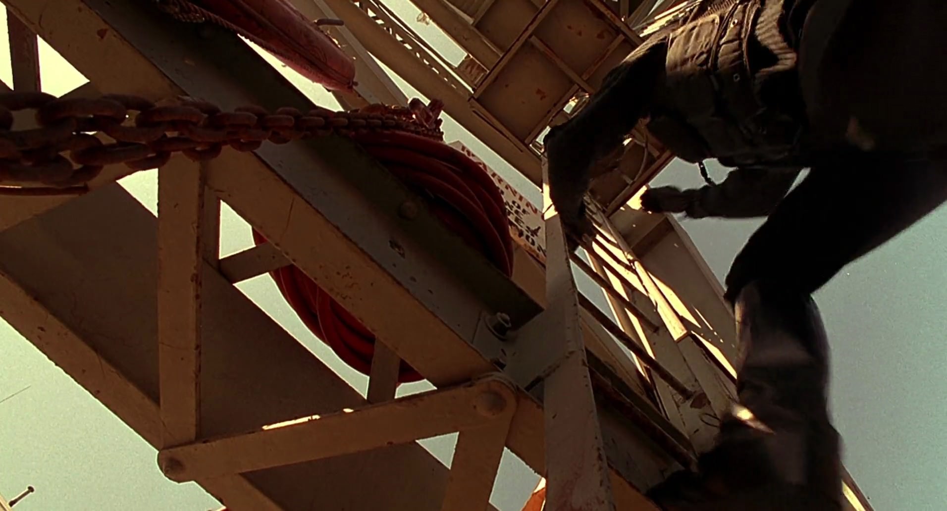 Barb Wire (1996) HD screenshot 10124