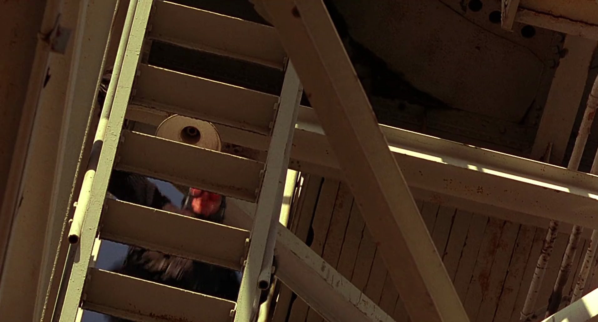 Barb Wire (1996) HD screenshot 10130