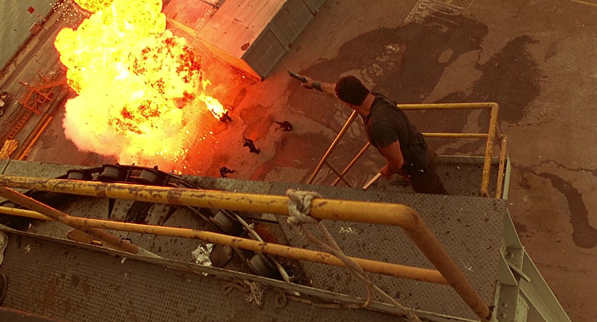 Barb Wire (1996) HD screenshot 10157