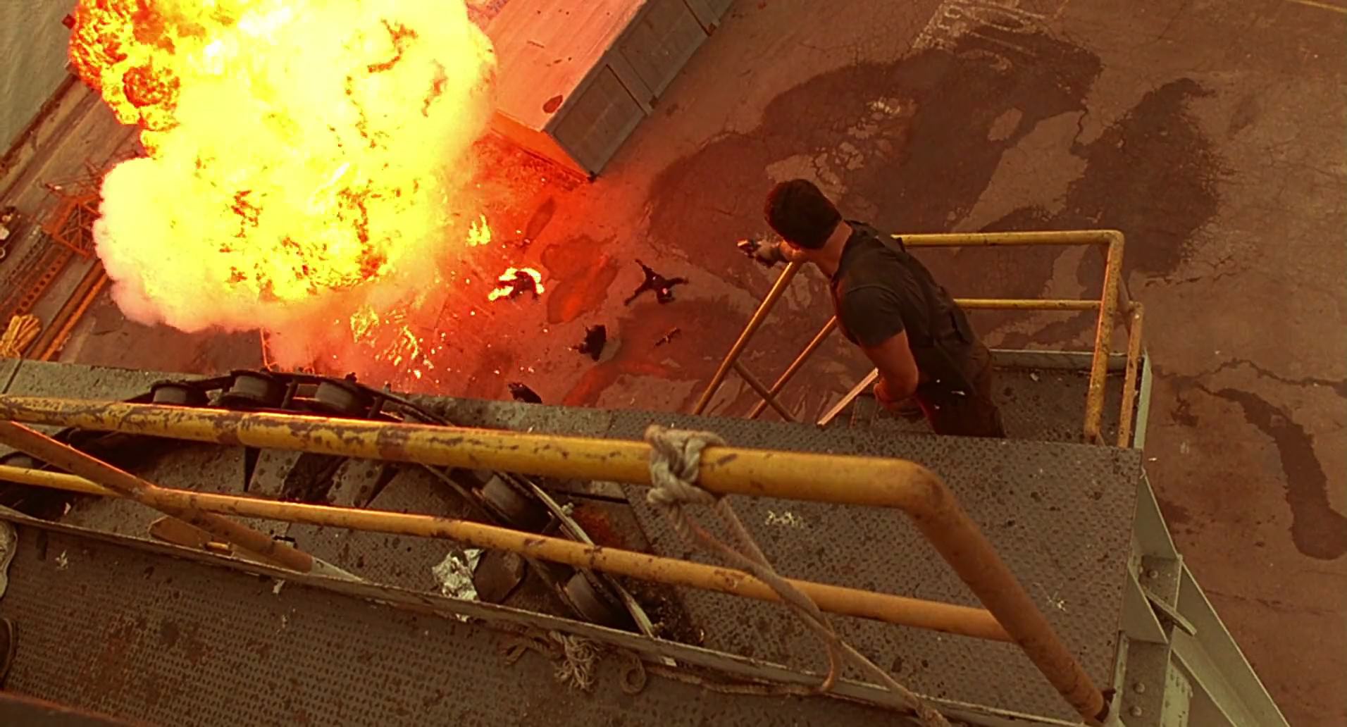 Barb Wire (1996) screencap 10158