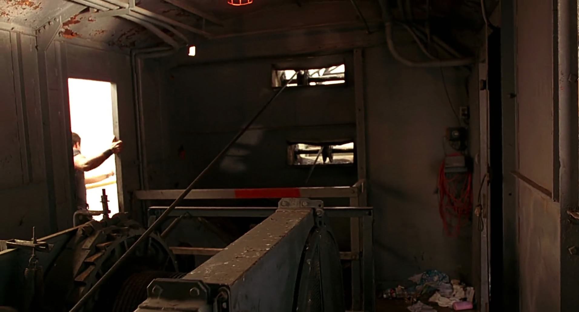 Barb Wire (1996) HD screenshot 10175