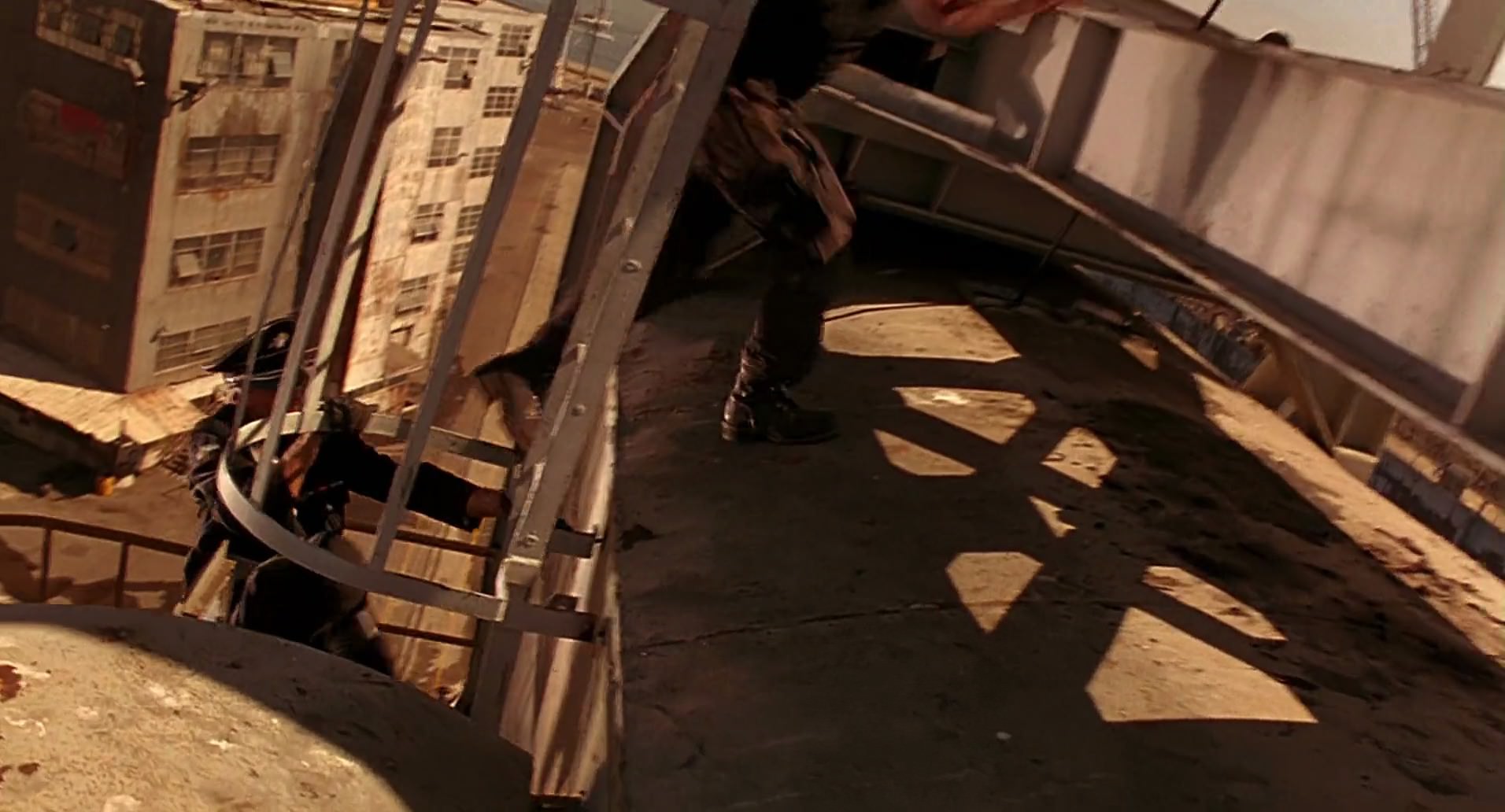 Barb Wire (1996) HD screenshot 10184