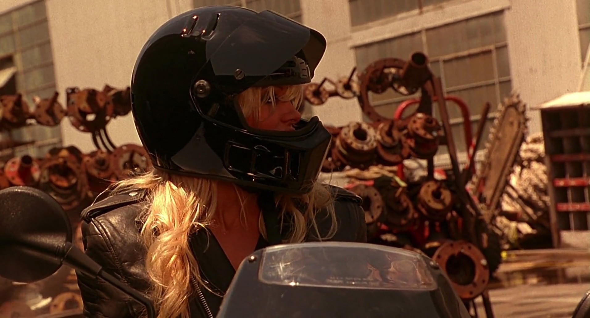 Barb Wire (1996) movie still 10204
