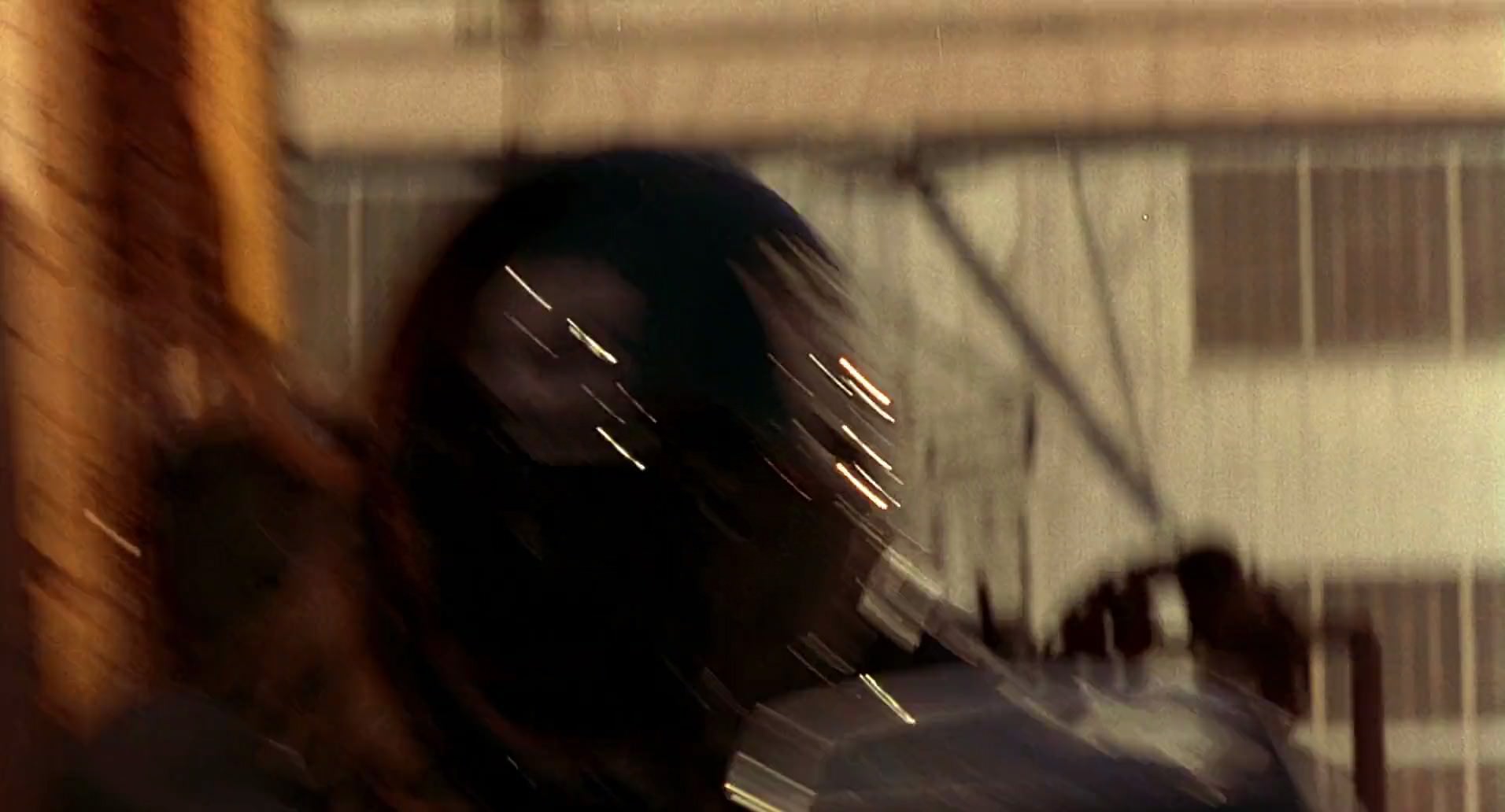 Barb Wire (1996) screencap 10215