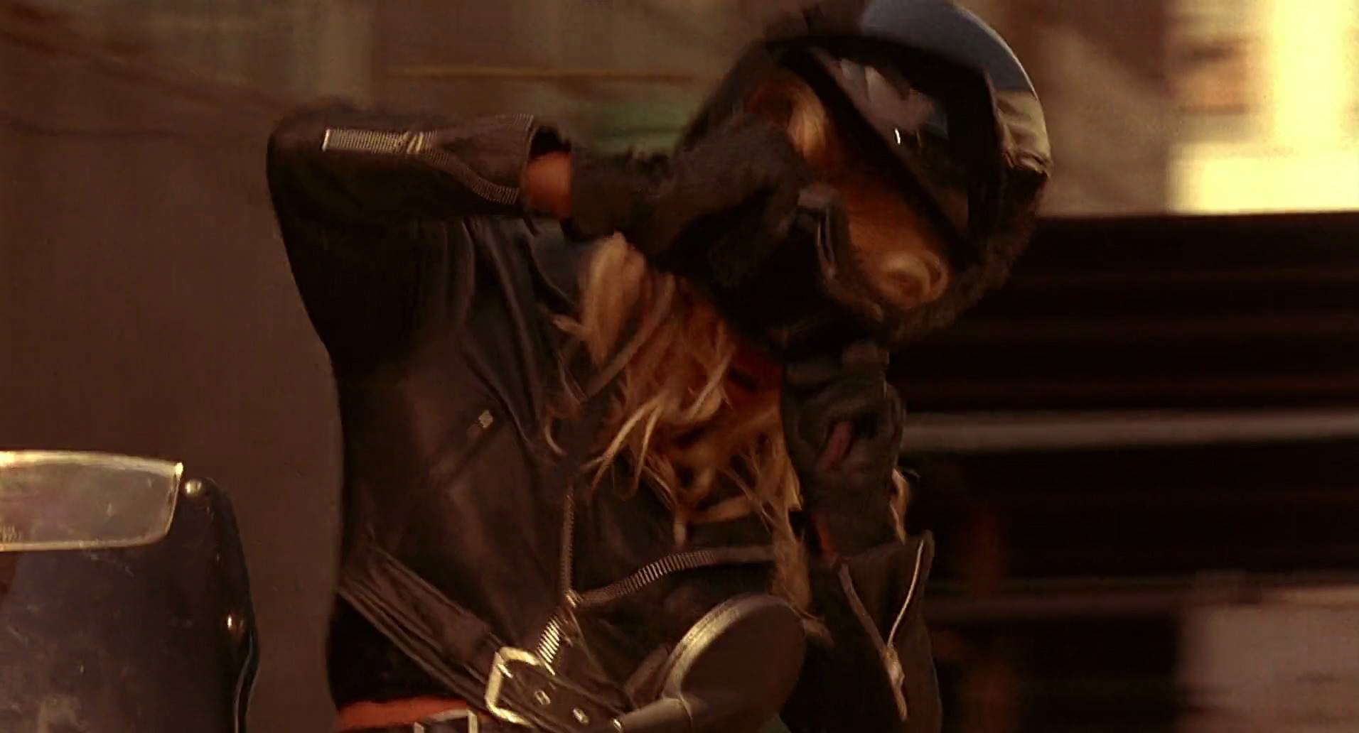 Barb Wire (1996) movie still 10228