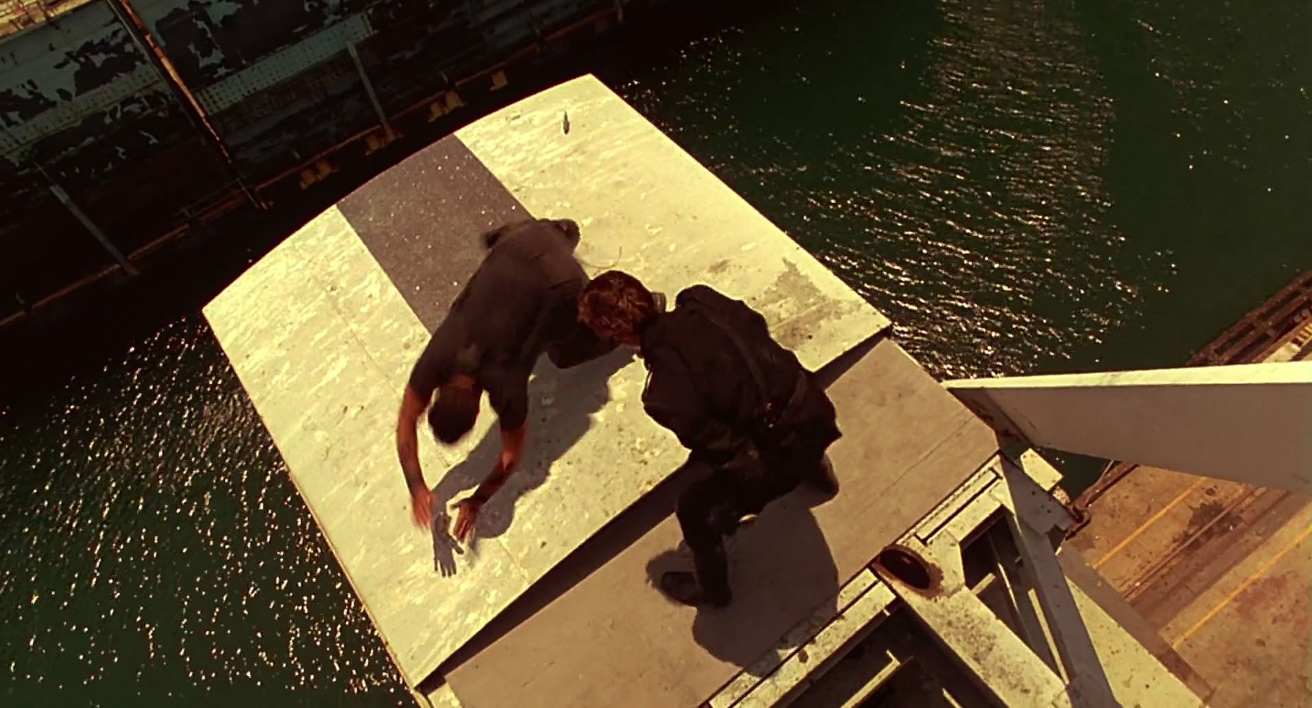 Barb Wire (1996) screencap 10242