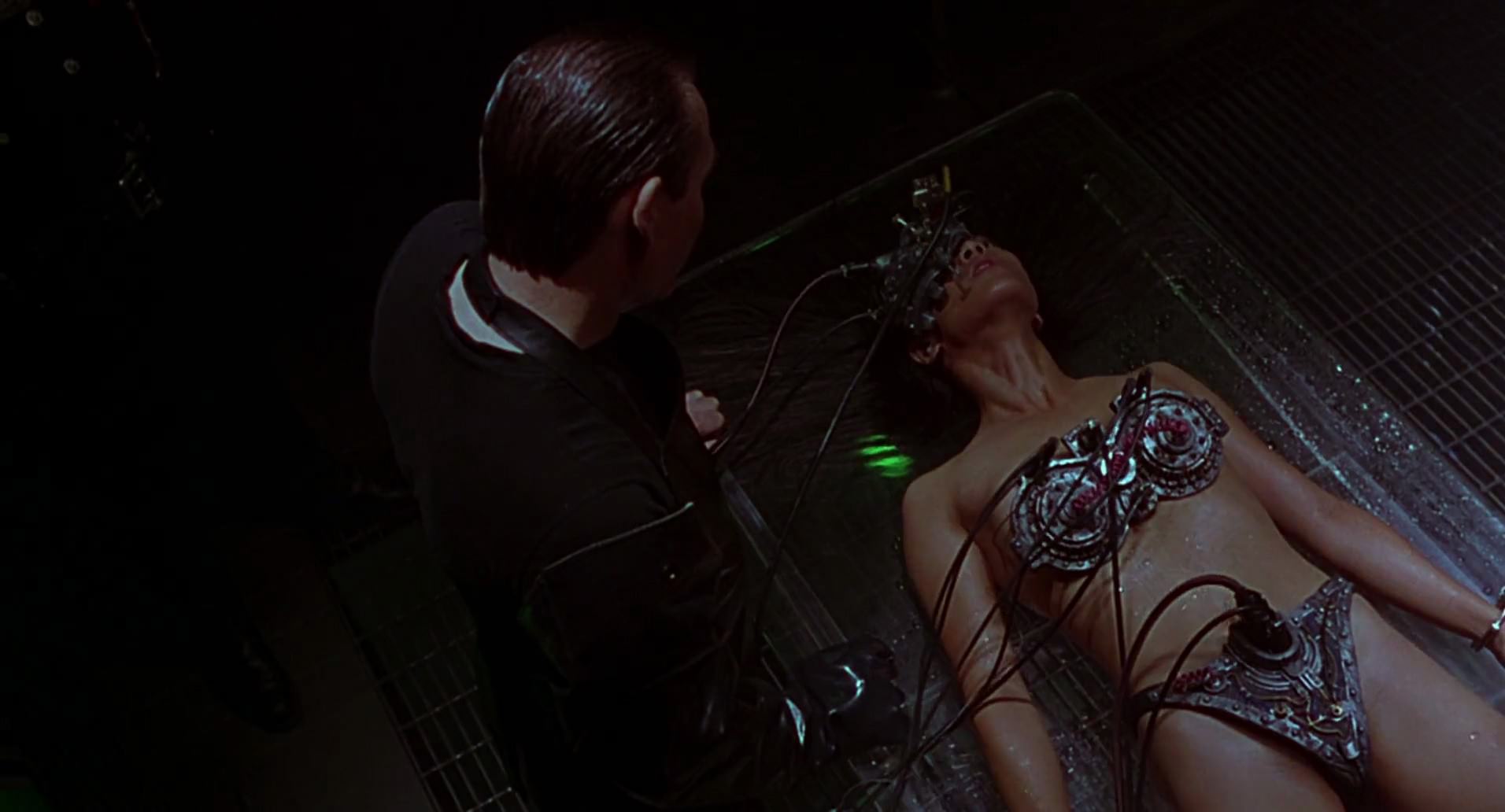 Barb Wire (1996) HD screenshot 1025