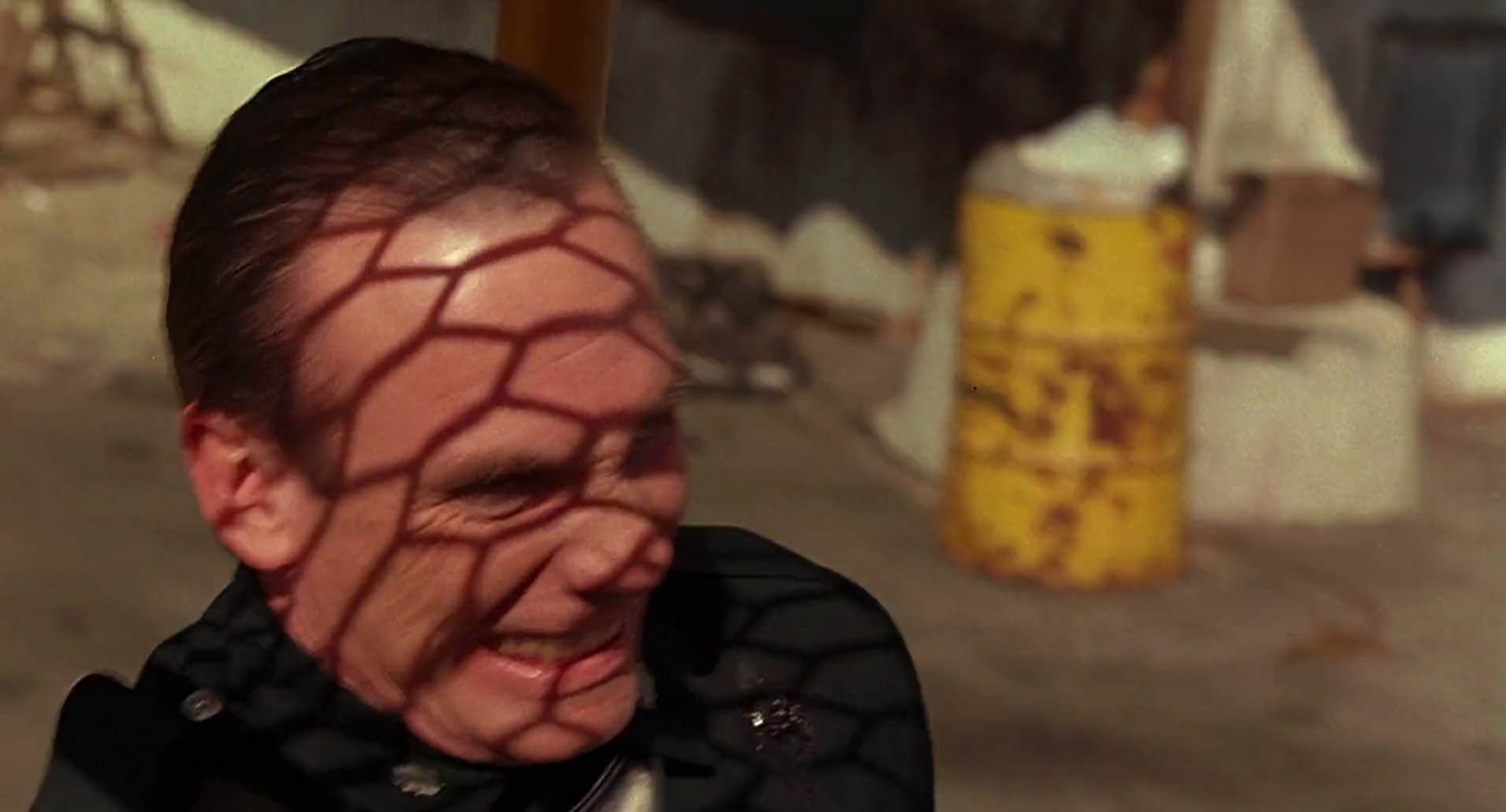 Barb Wire (1996) HD screenshot 10253