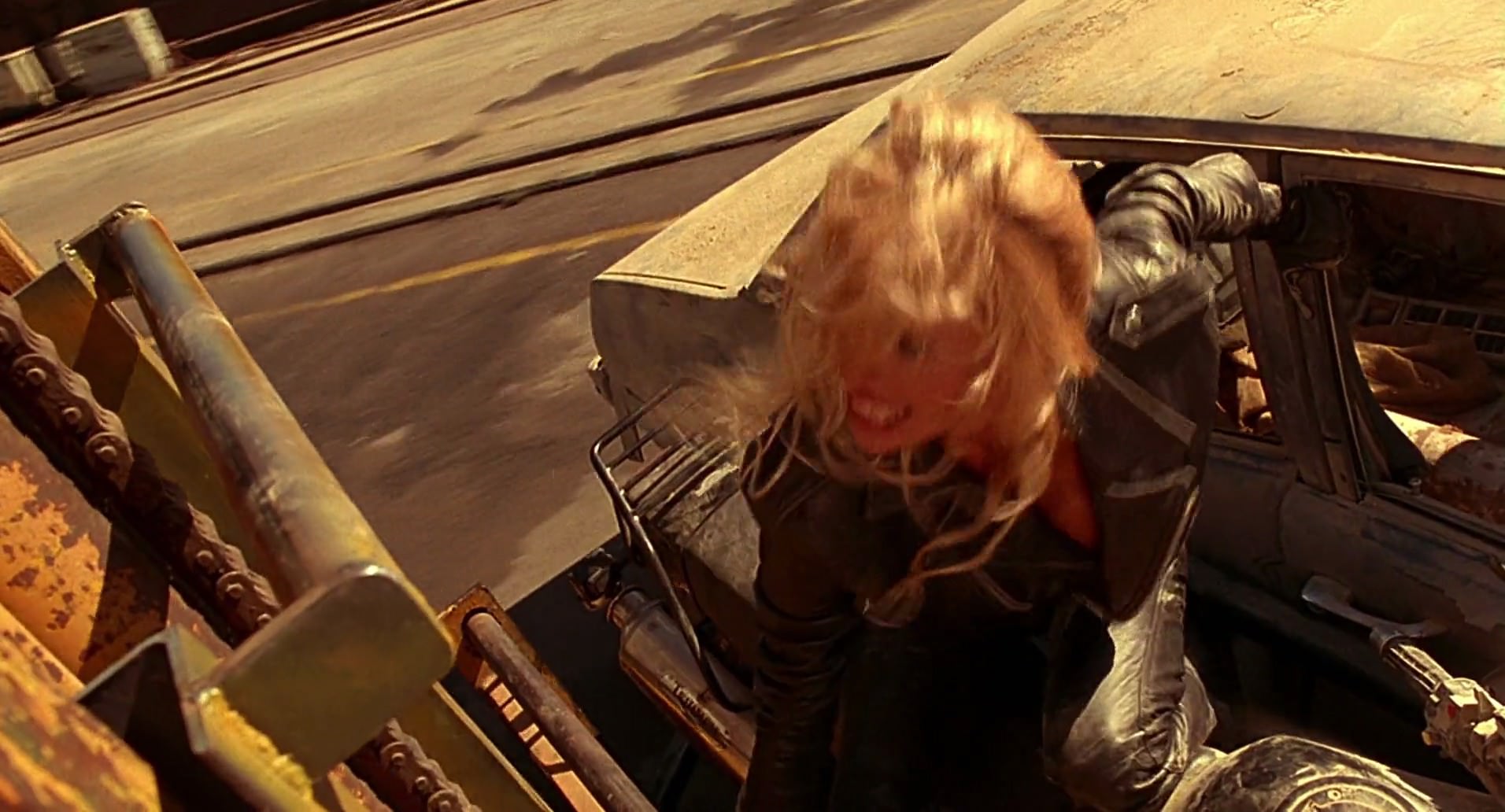 Barb Wire (1996) HD screenshot 10271