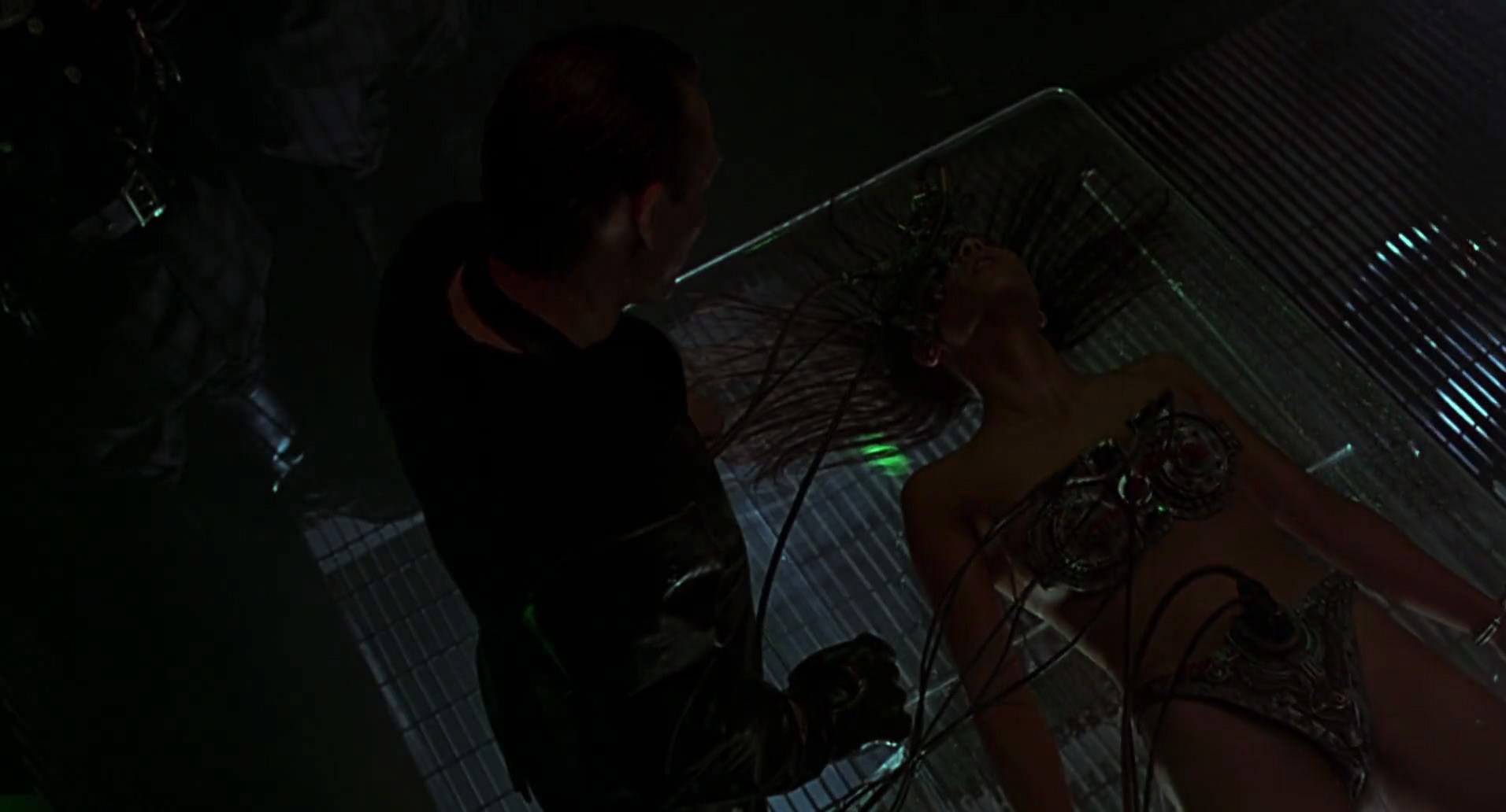 Barb Wire (1996) HD screenshot 1028
