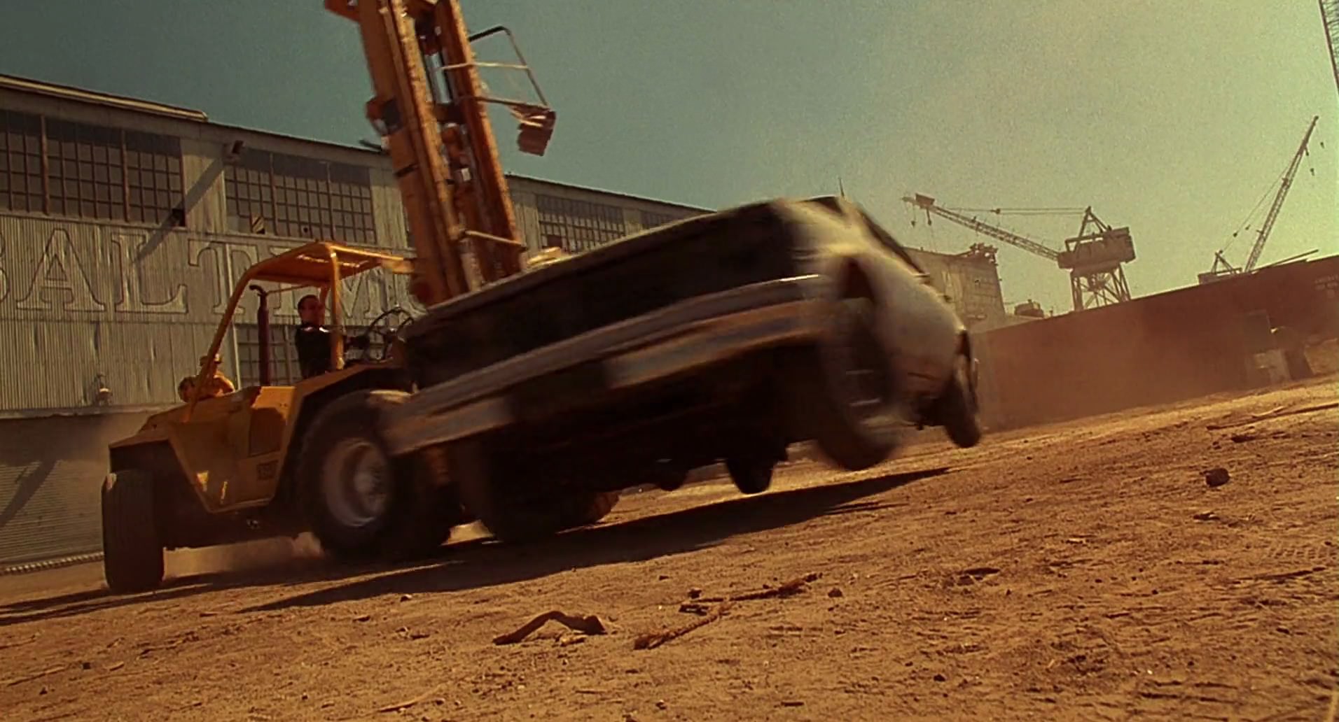 Barb Wire (1996) HD screenshot 10295