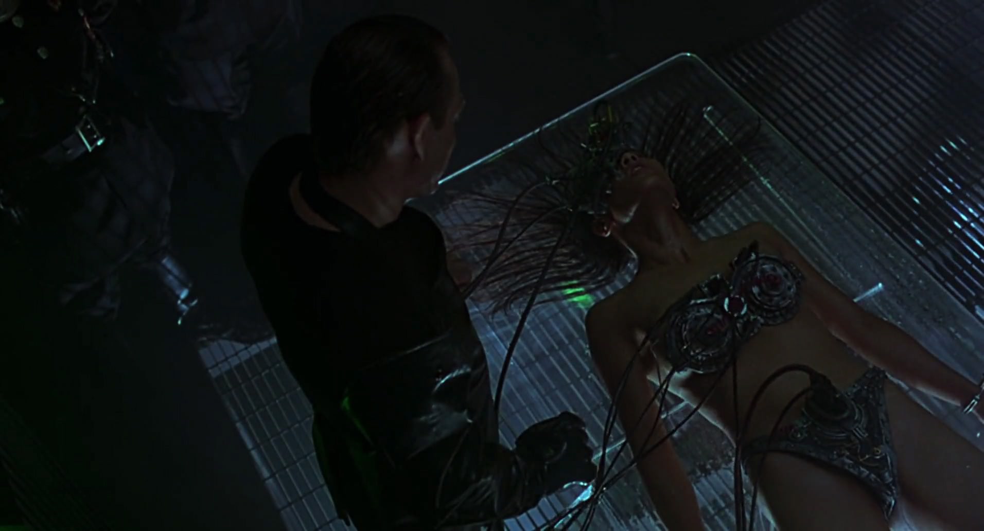 Barb Wire (1996) HD screenshot 1031