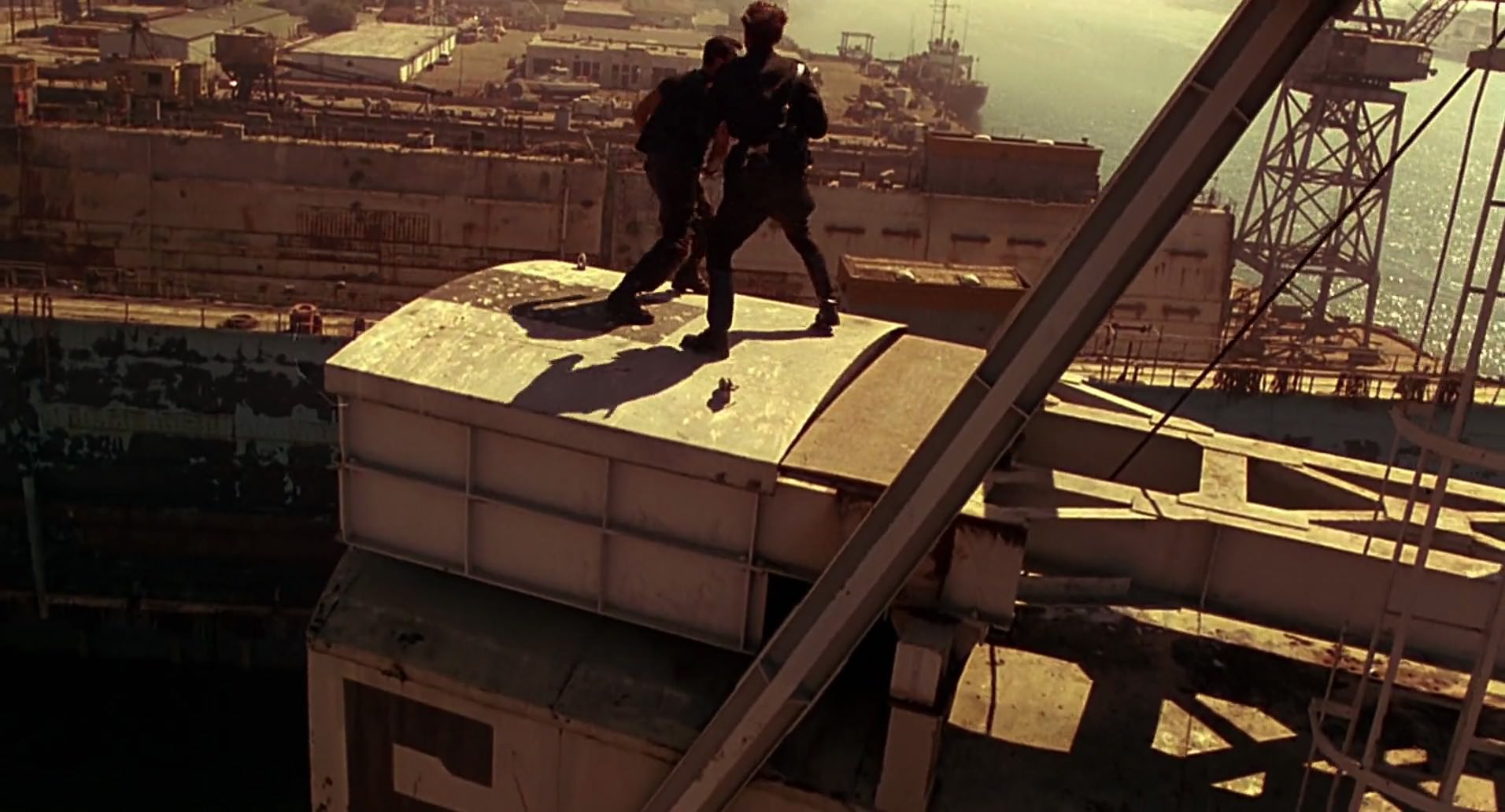 Barb Wire (1996) HD screenshot 10310