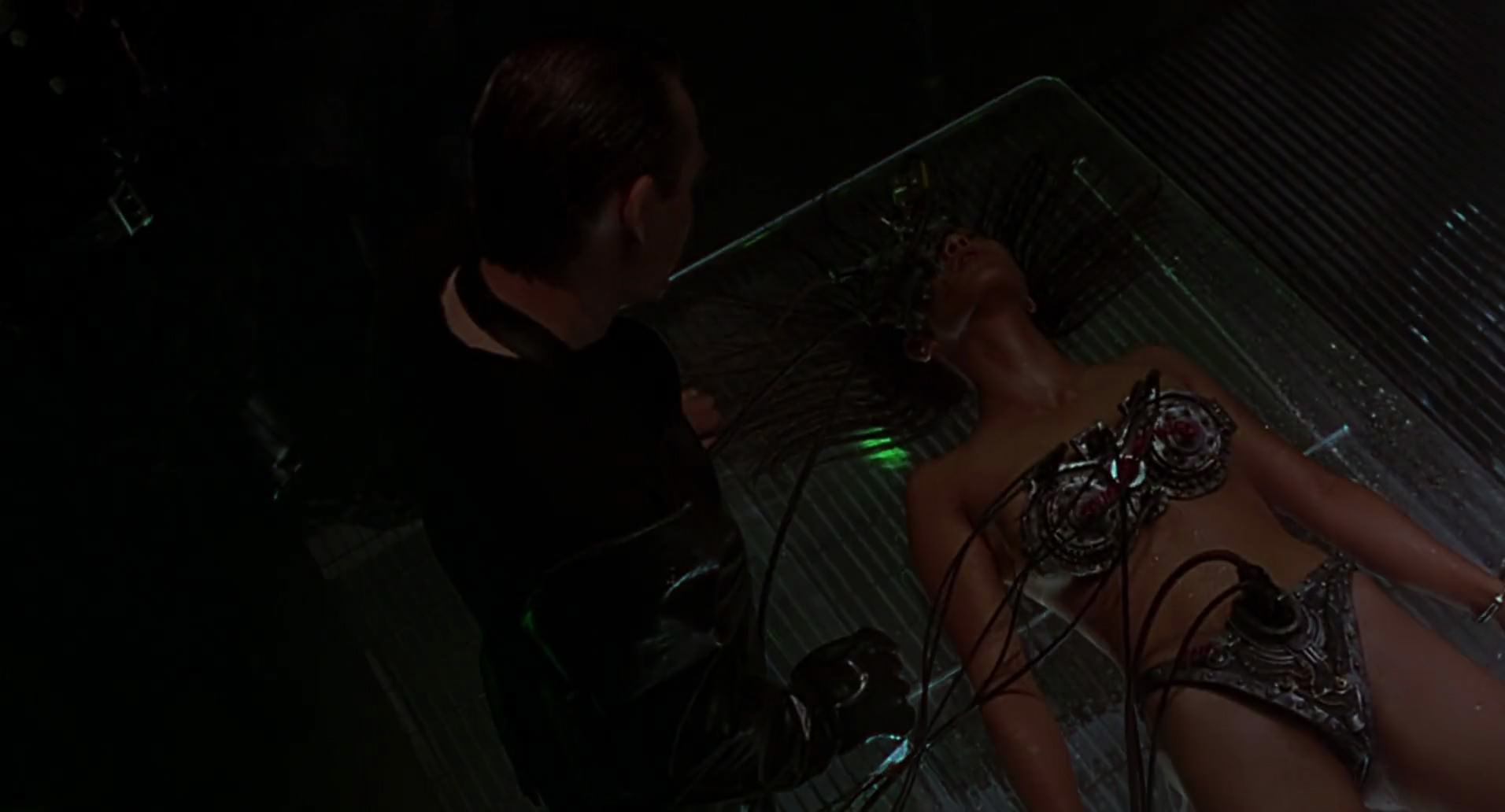 Barb Wire (1996) HD screenshot 1034