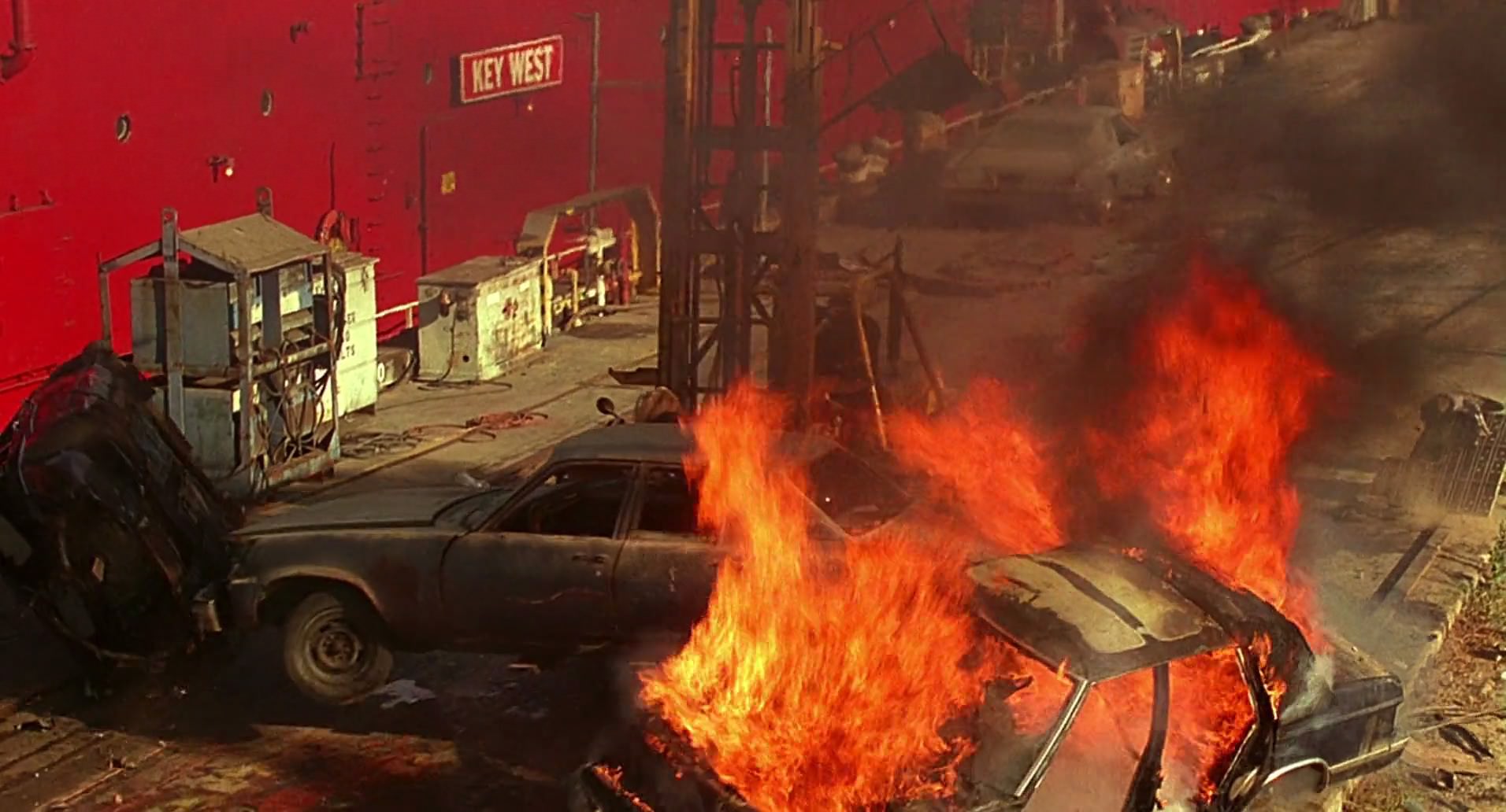 Barb Wire (1996) screencap 10359
