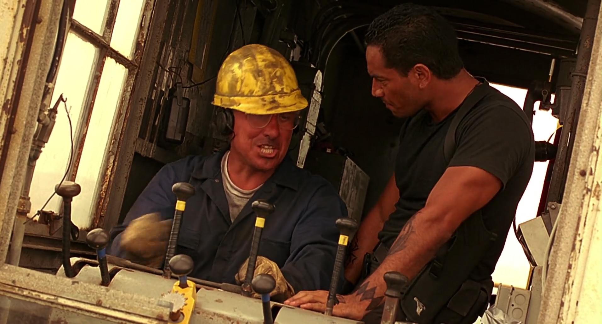 Barb Wire (1996) HD screenshot 10400