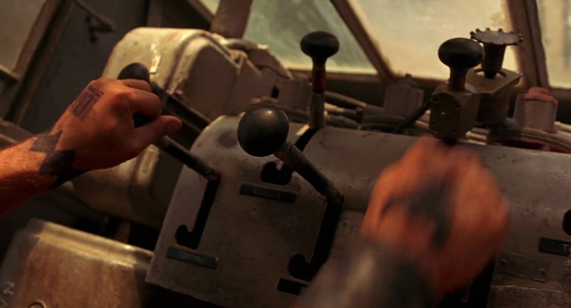 Barb Wire (1996) HD screenshot 10433