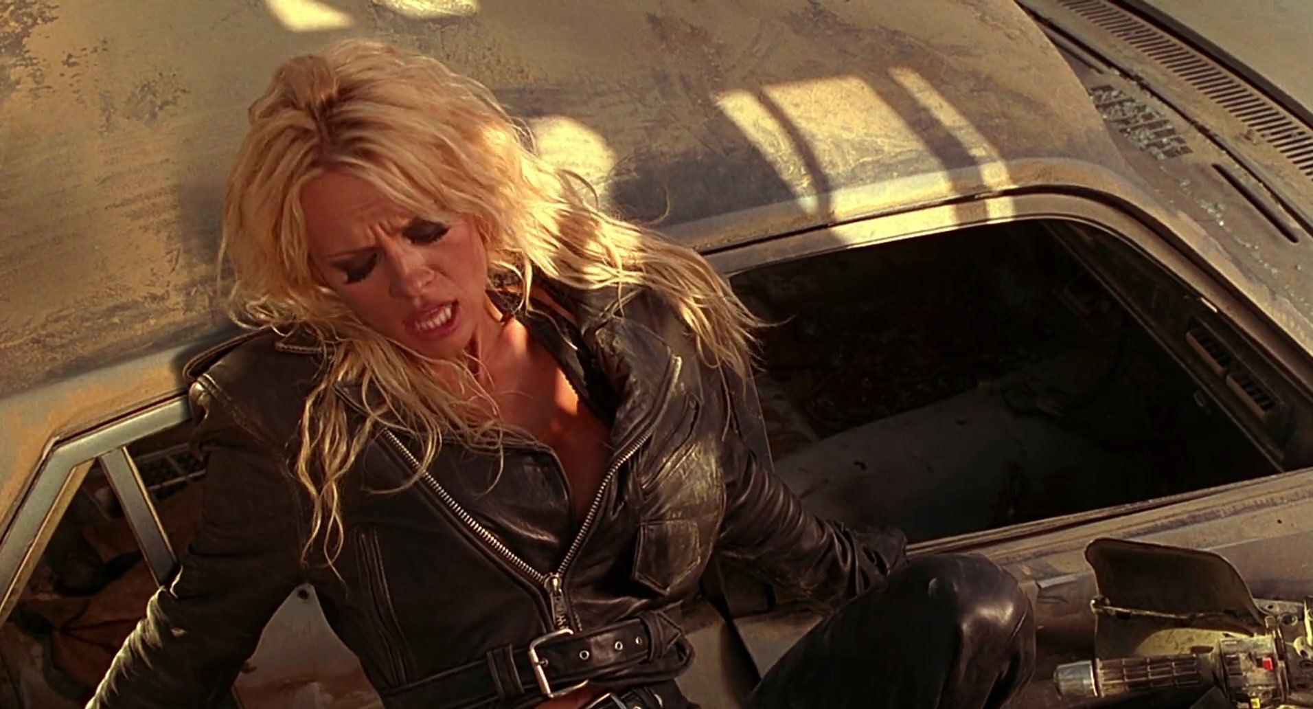 Barb Wire (1996) HD screenshot 10445