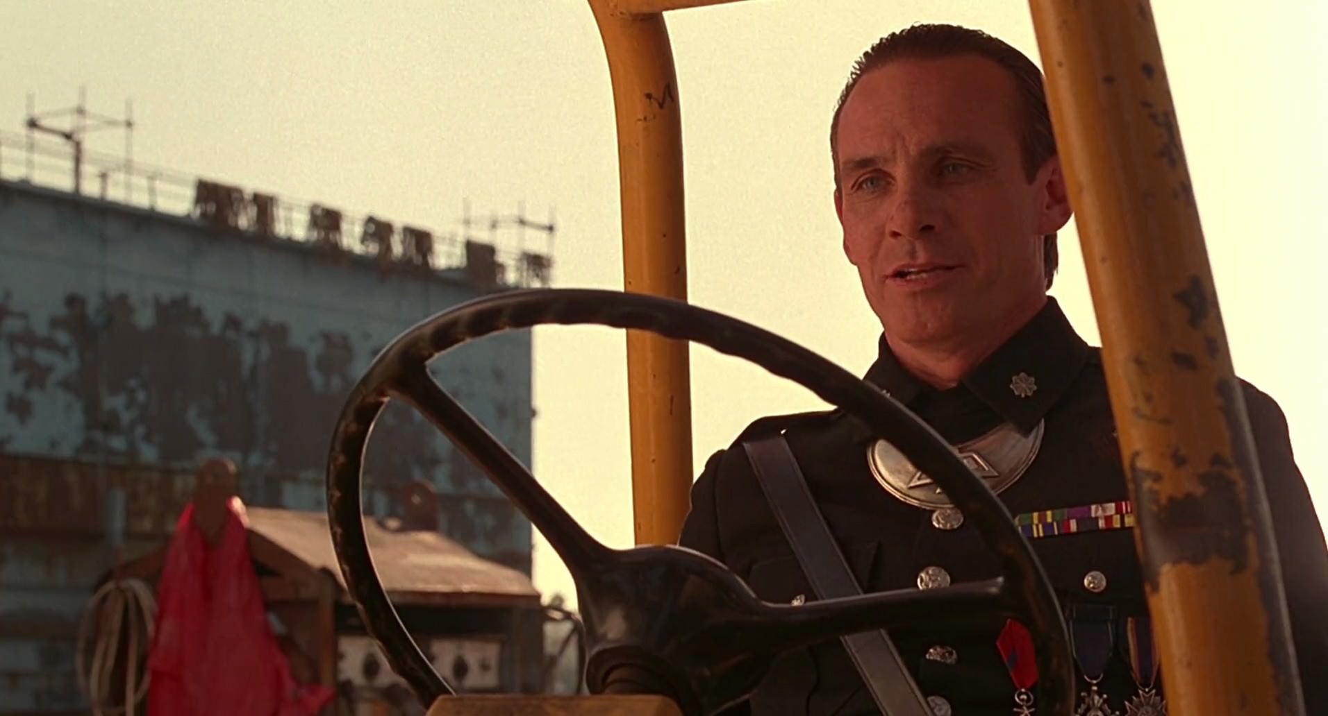 Barb Wire (1996) HD screenshot 10451