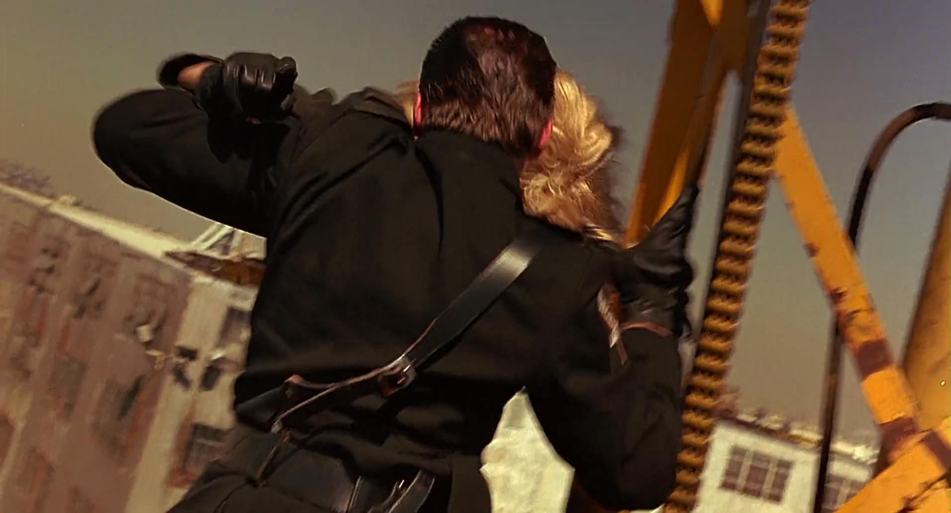 Barb Wire (1996) HD screenshot 10523
