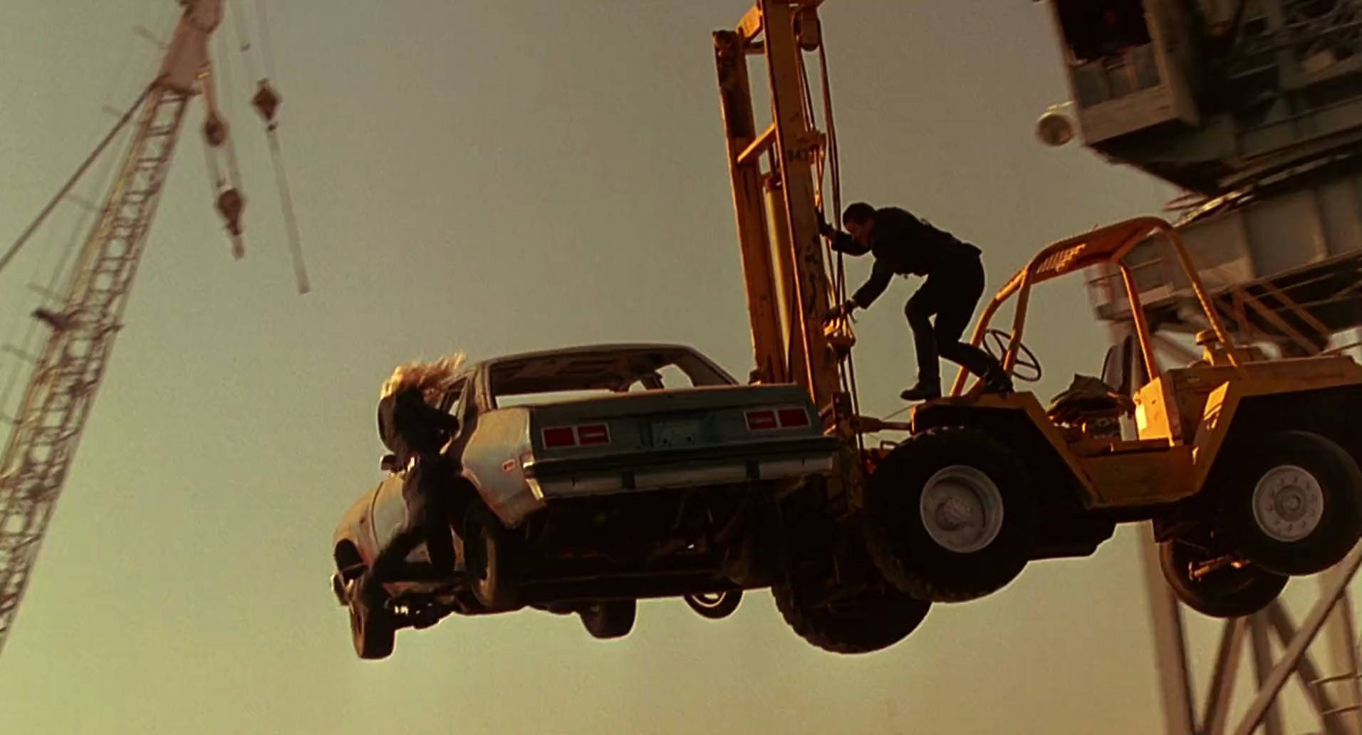 Barb Wire (1996) HD screenshot 10541