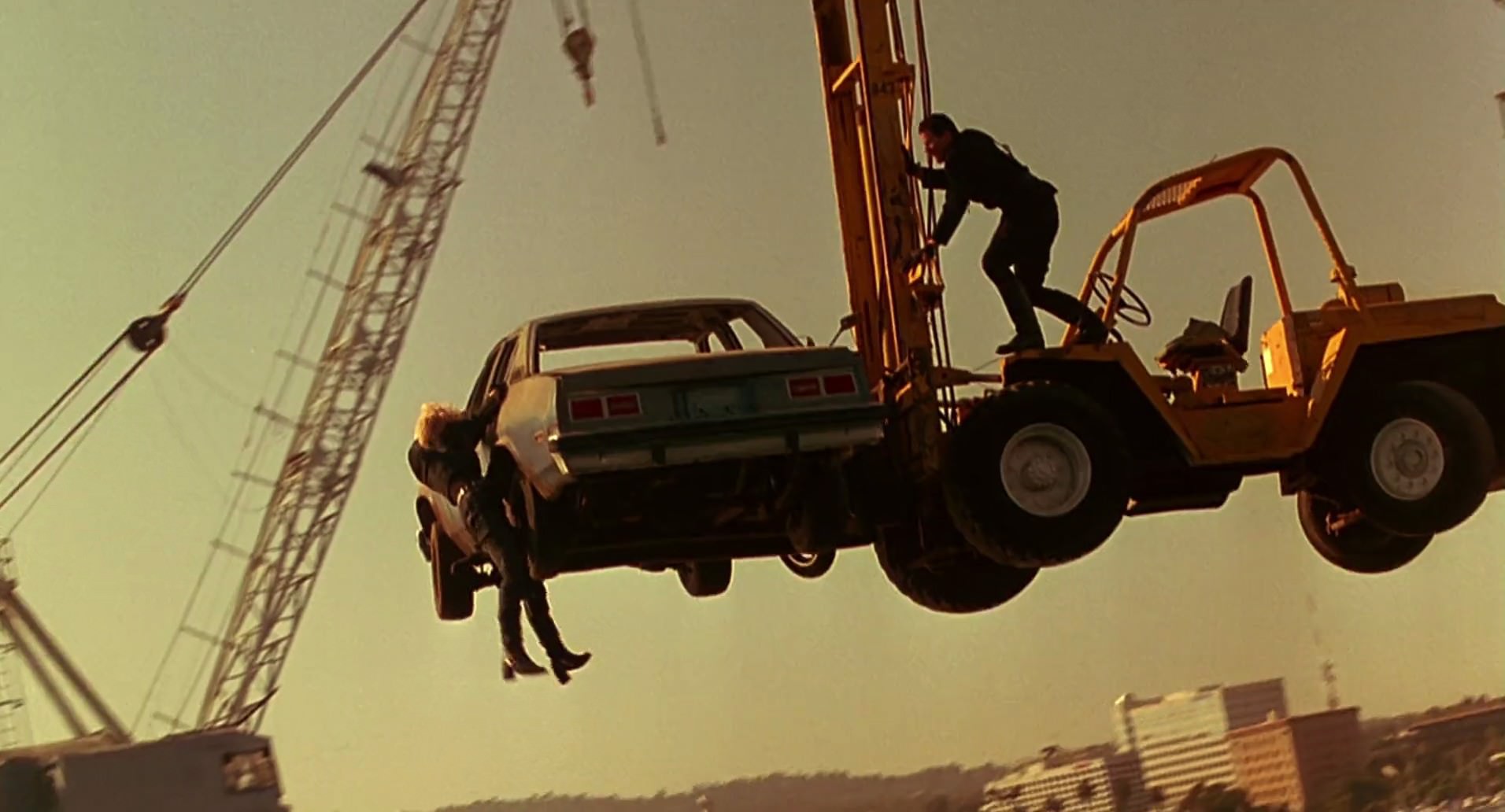Barb Wire (1996) HD screenshot 10544