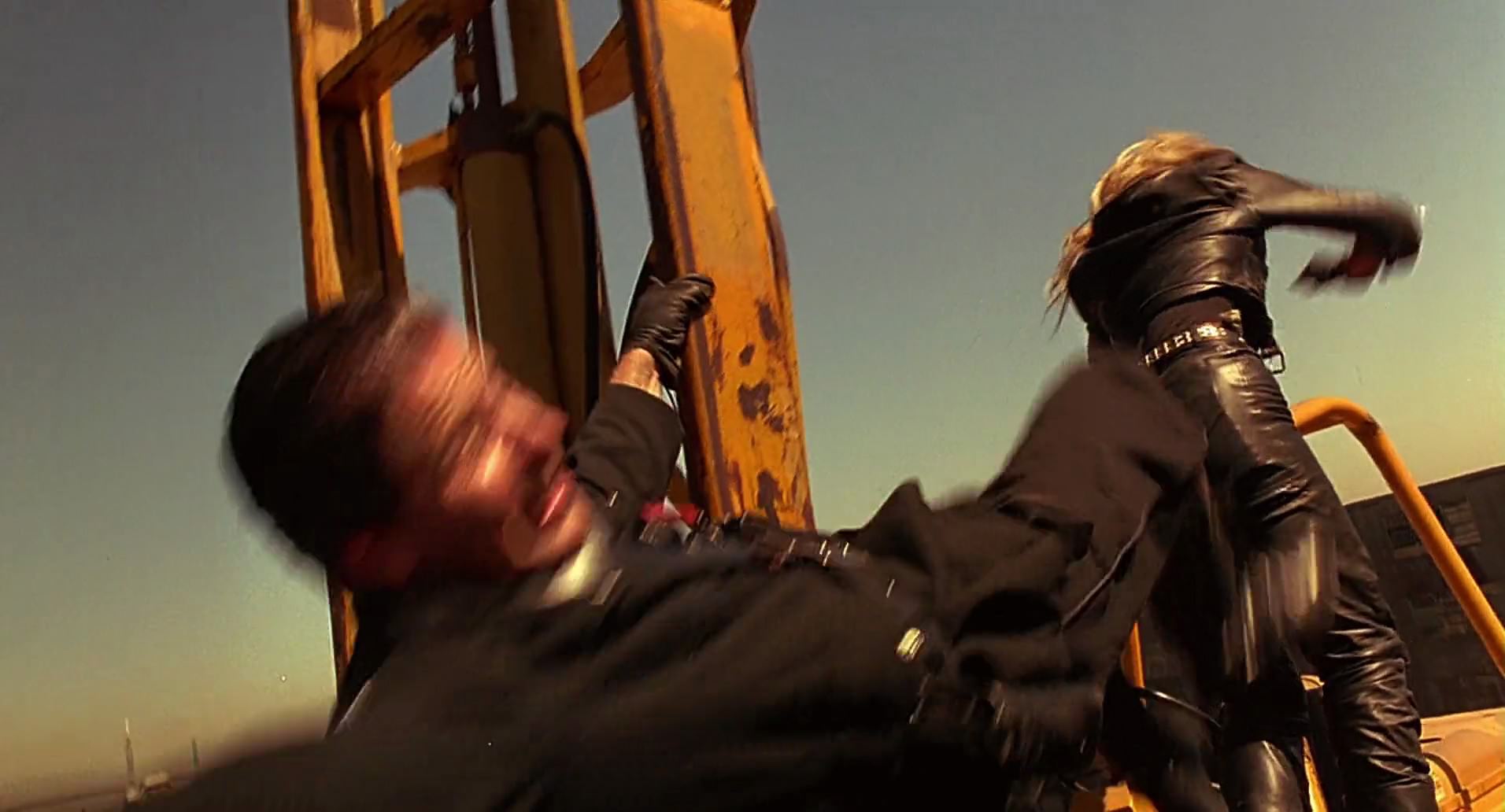 Barb Wire (1996) HD screenshot 10616