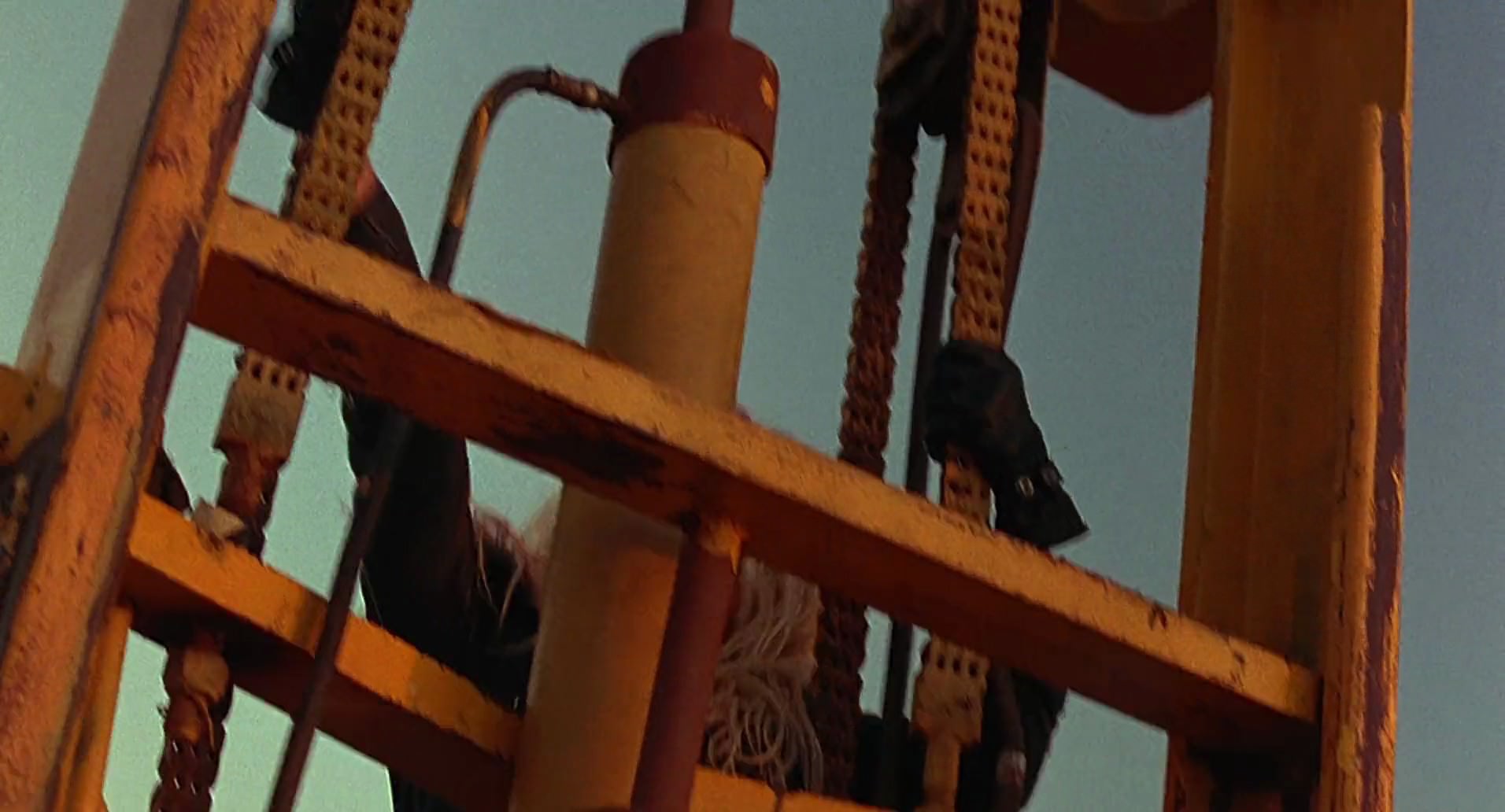 Barb Wire (1996) HD screenshot 10631