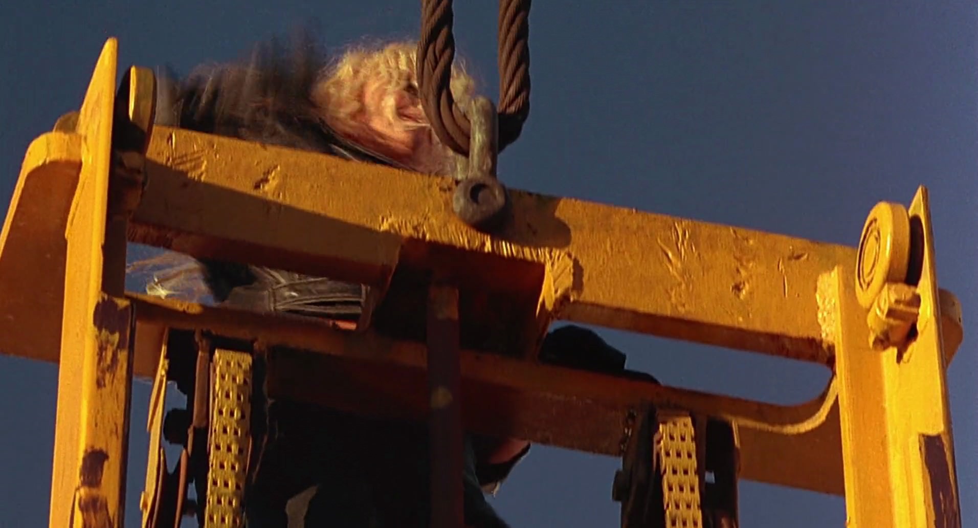 Barb Wire (1996) HD screenshot 10646