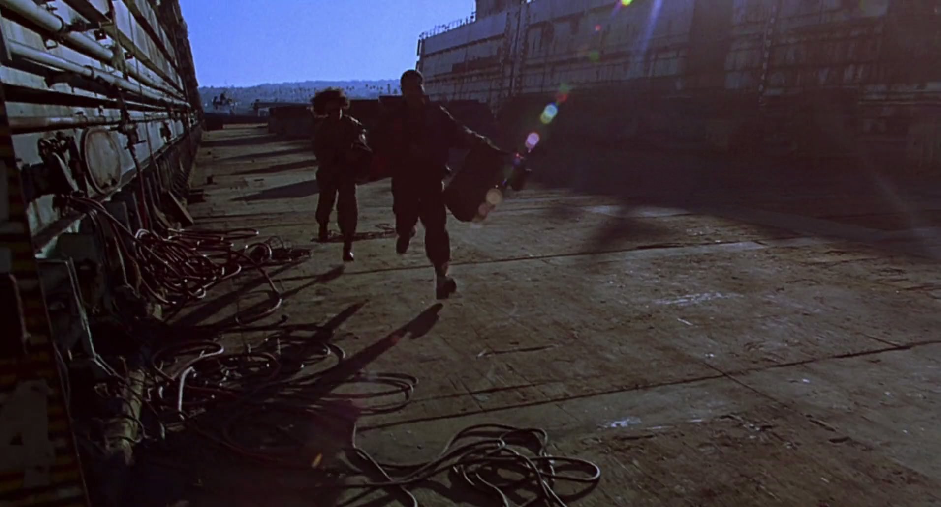 Barb Wire (1996) screencap 1068