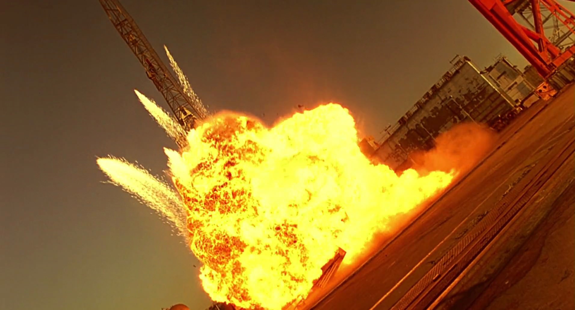 Barb Wire (1996) HD screenshot 10688