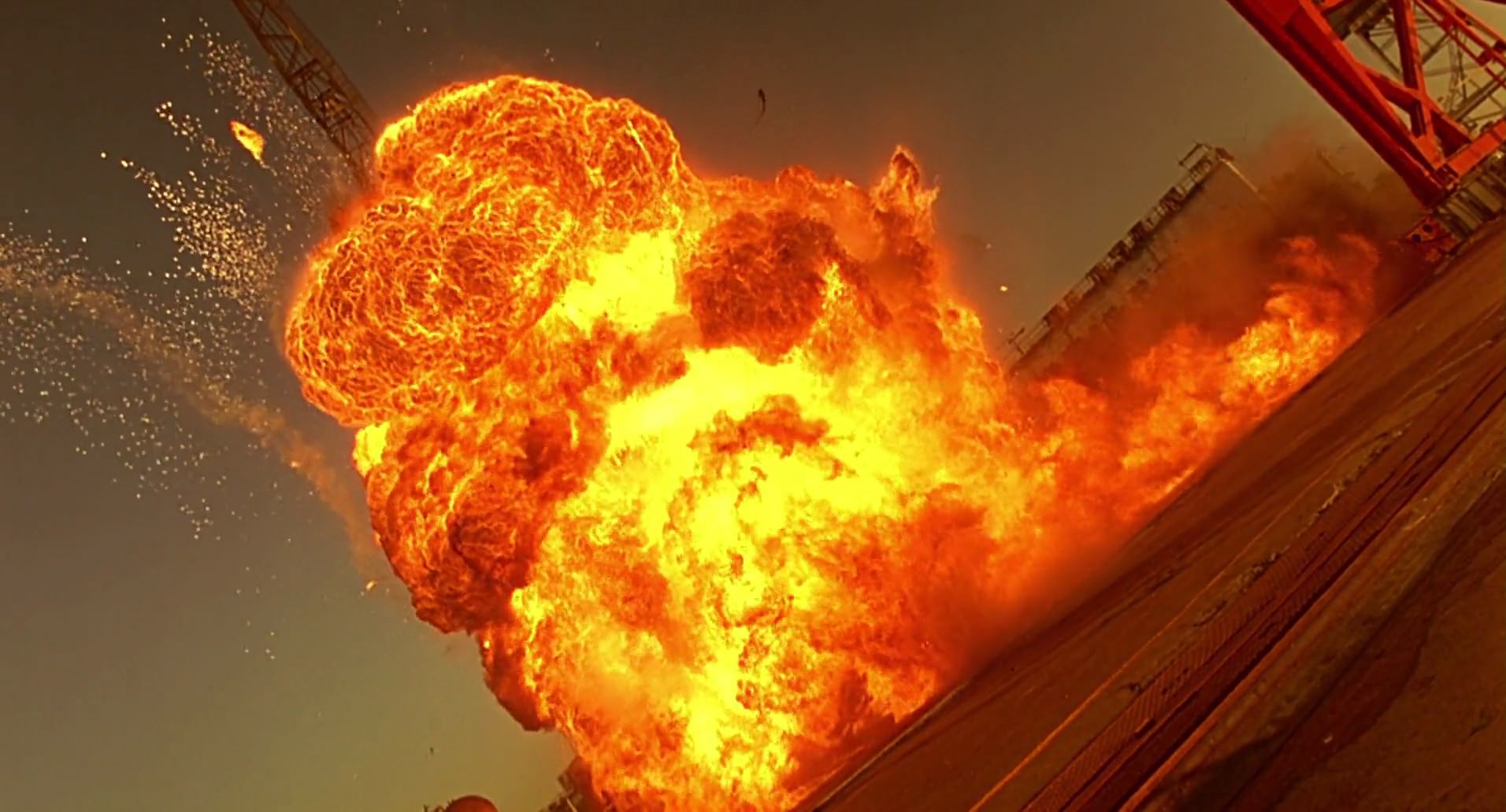 Barb Wire (1996) HD screenshot 10691