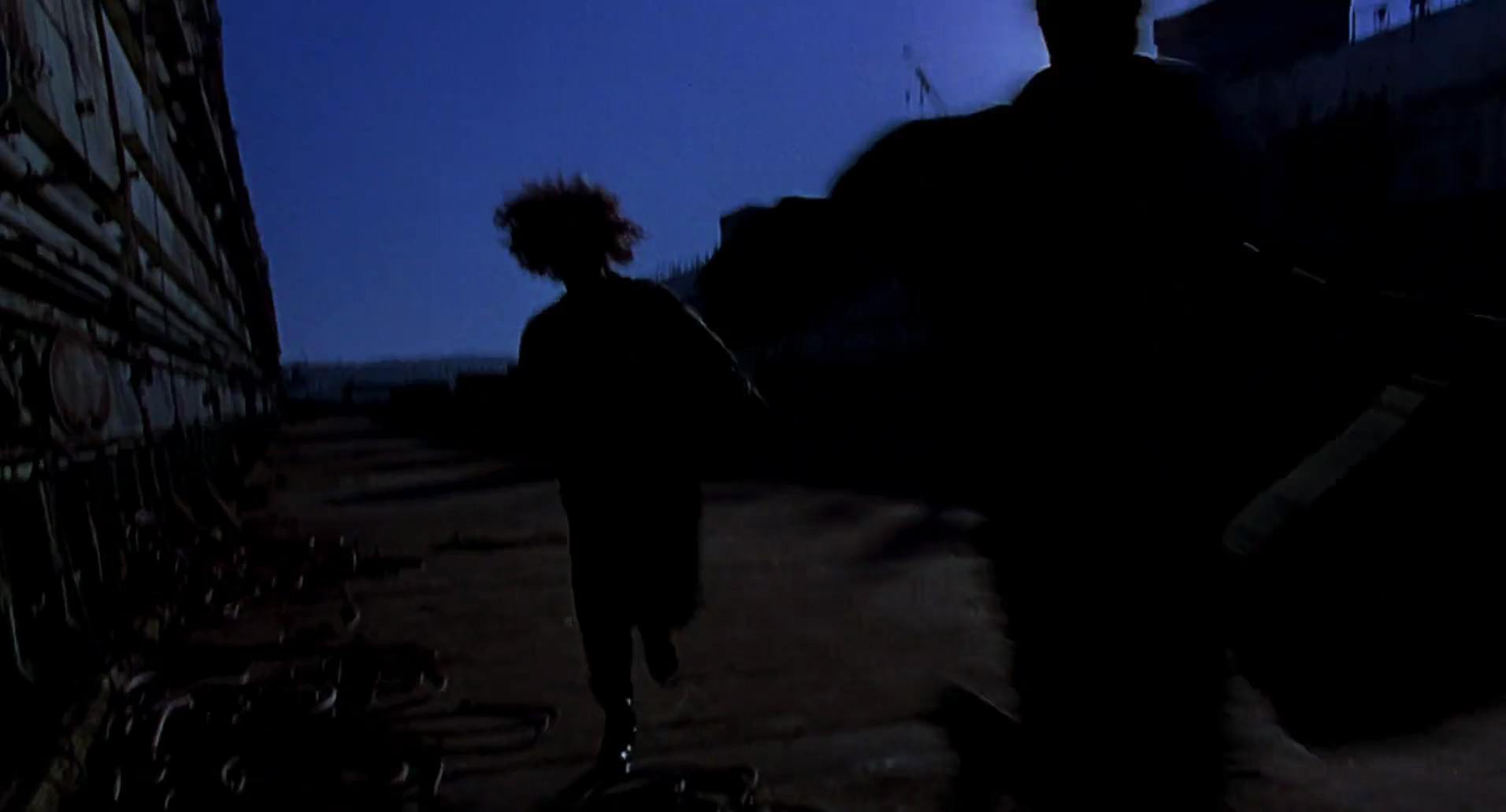 Barb Wire (1996) HD screenshot 1070