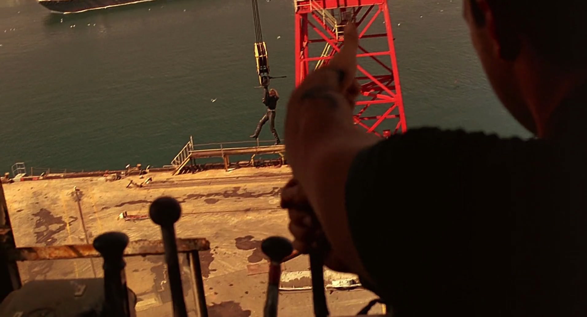 Barb Wire (1996) HD screenshot 10700