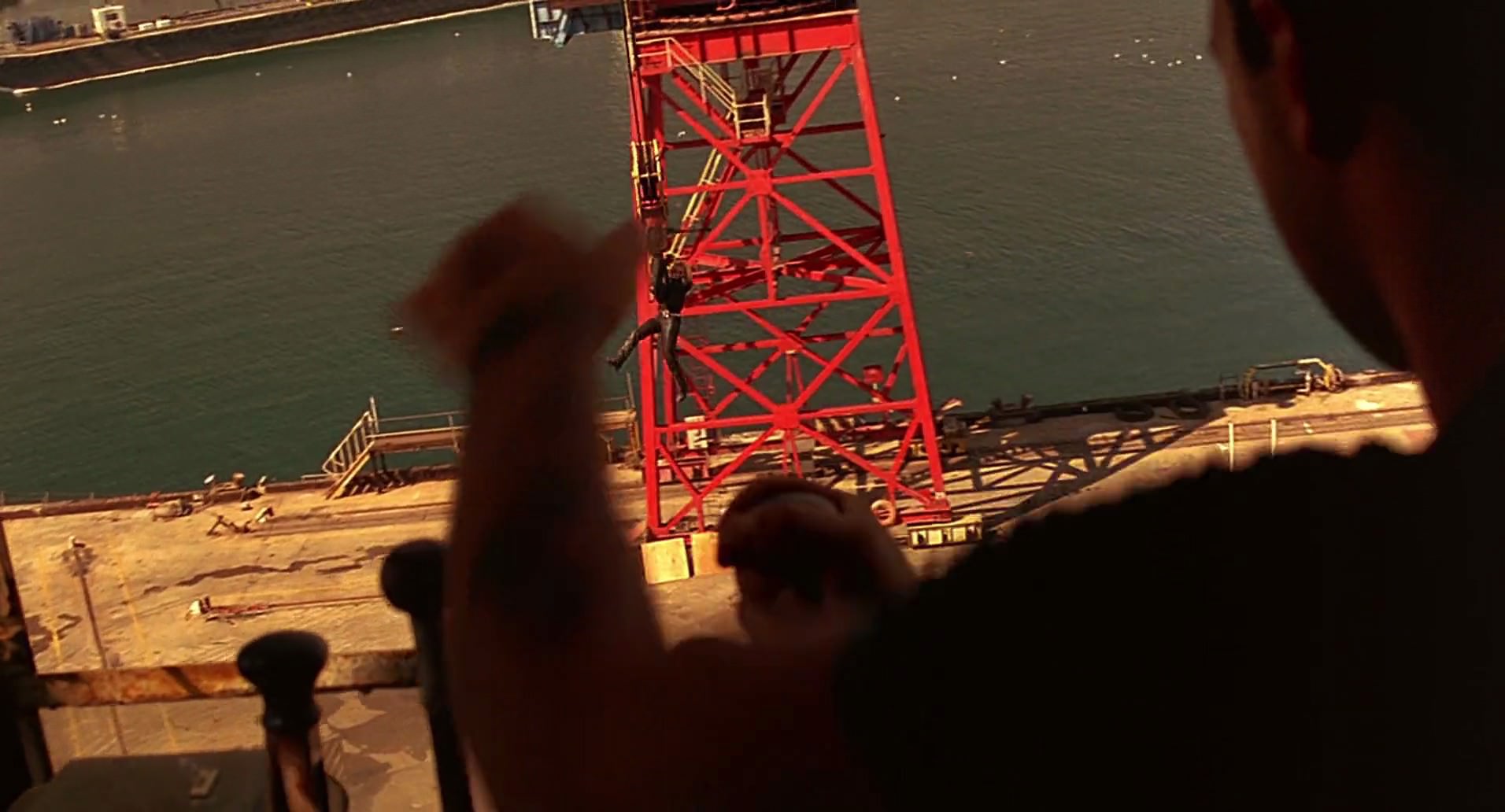 Barb Wire (1996) screencap 10701