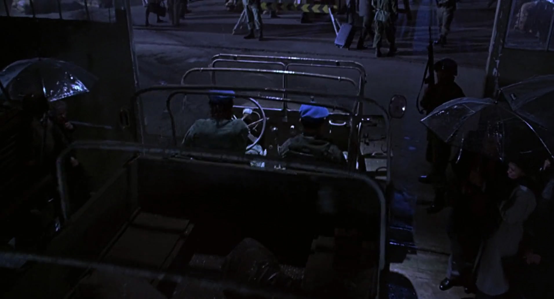Barb Wire (1996) HD screenshot 10724