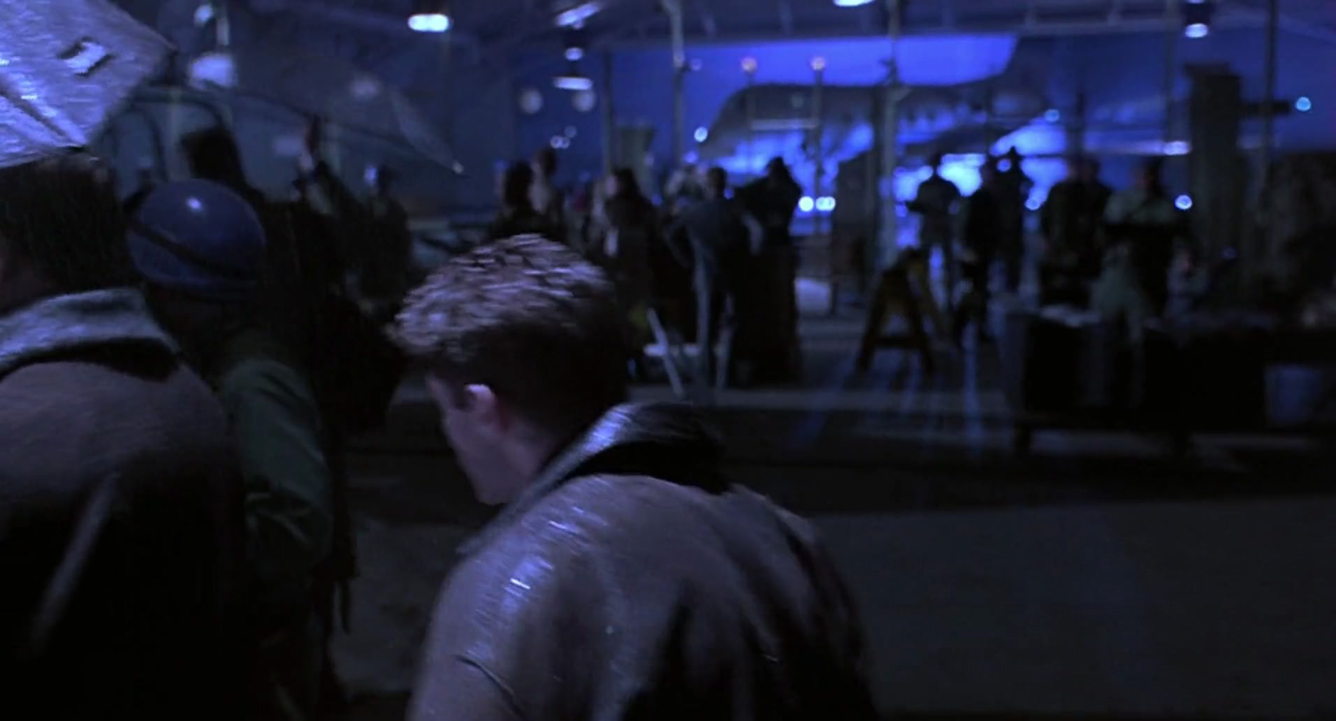 Barb Wire (1996) screencap 10737