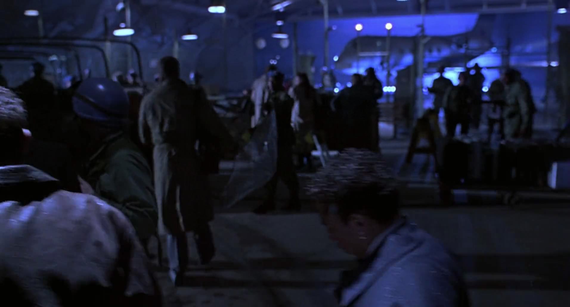 Barb Wire (1996) HD screenshot 10739