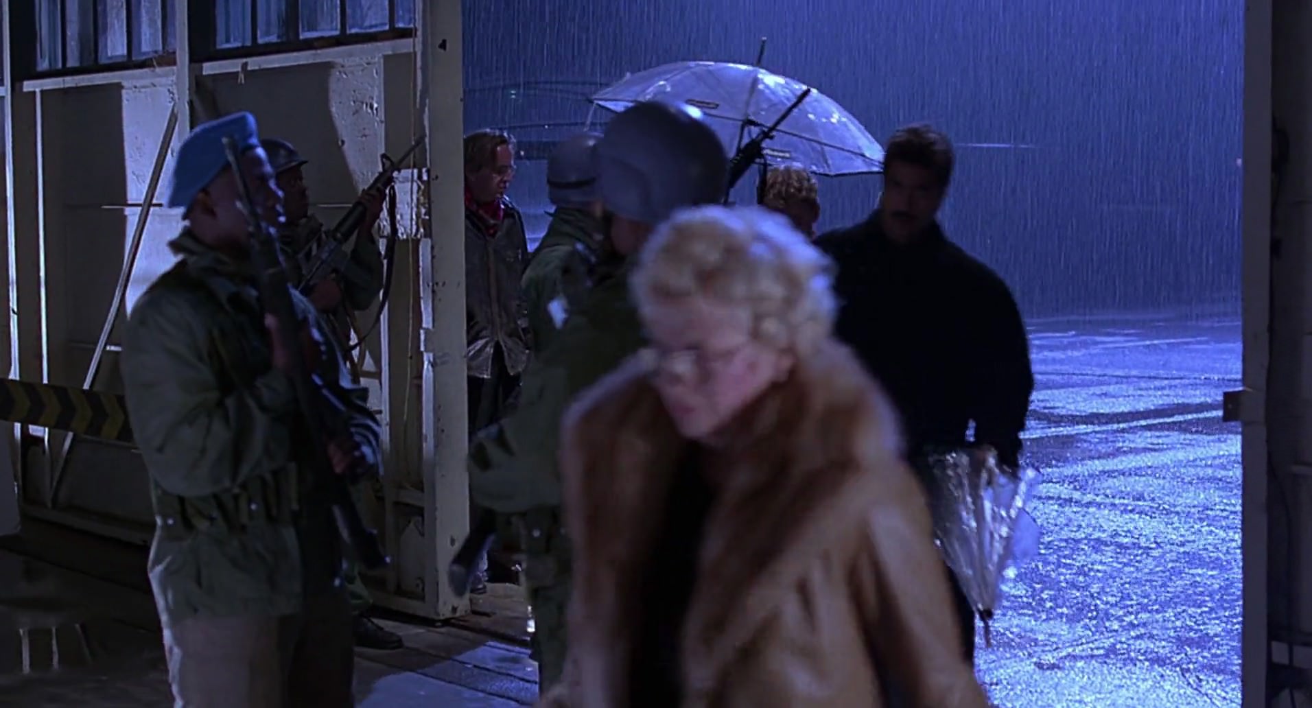 Barb Wire (1996) HD screenshot 10790