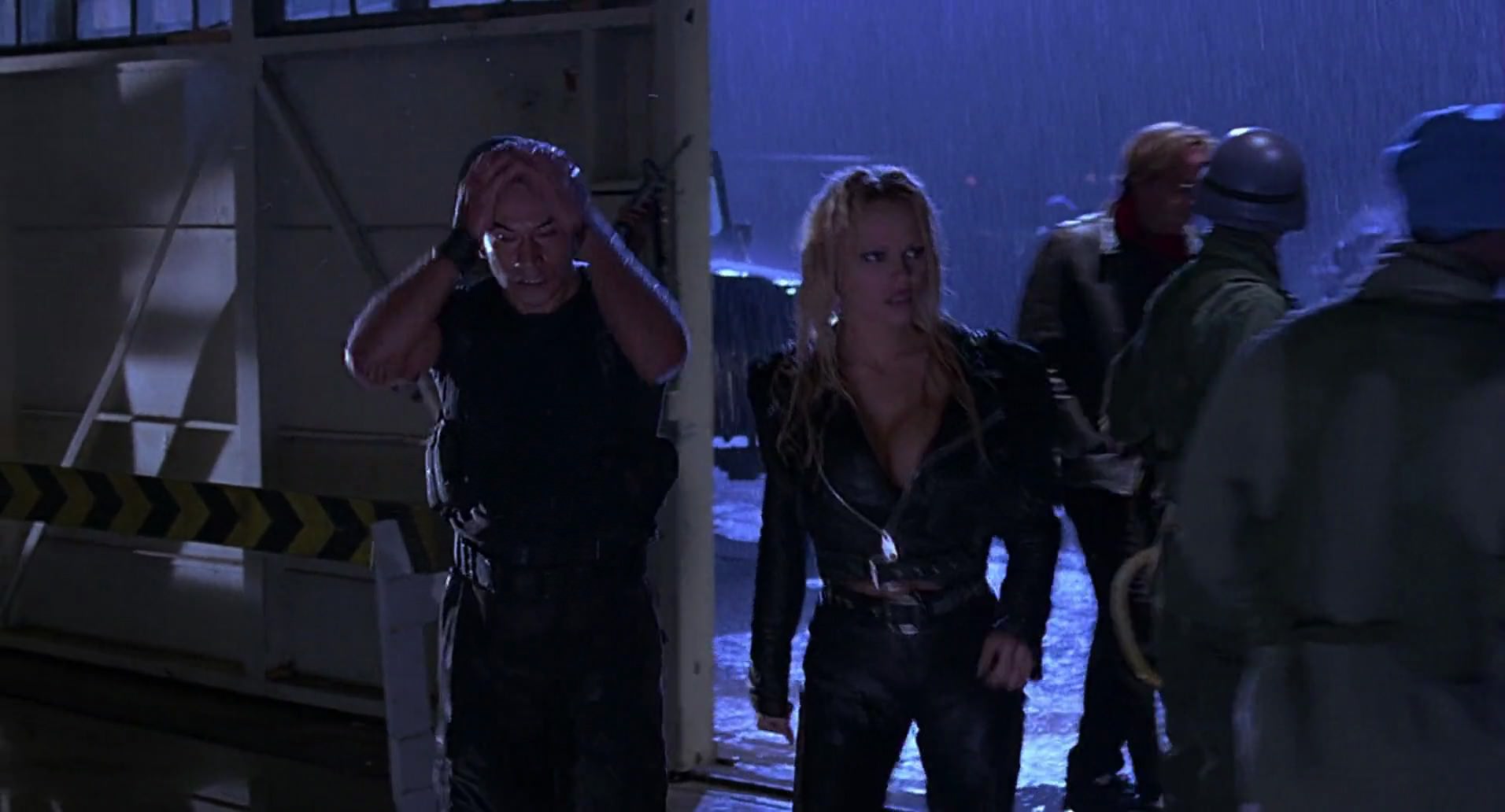 Barb Wire (1996) screencap 10797