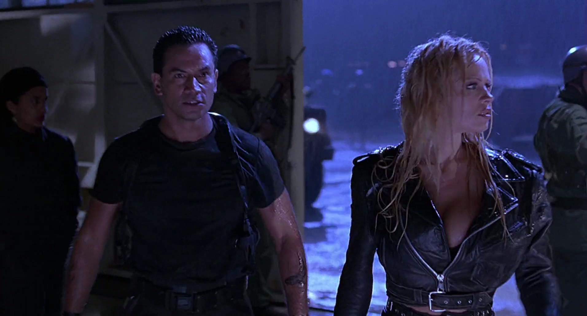 Barb Wire (1996) HD screenshot 10799